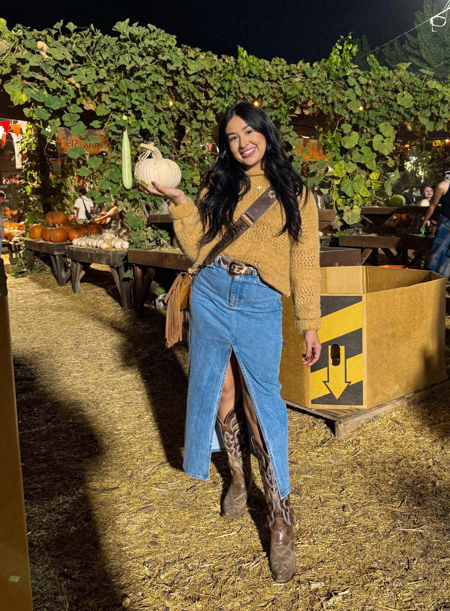  pumpkin patch outfit 🧡

#LTKSeasonal #LTKFindsUnder100 #LTKHalloween