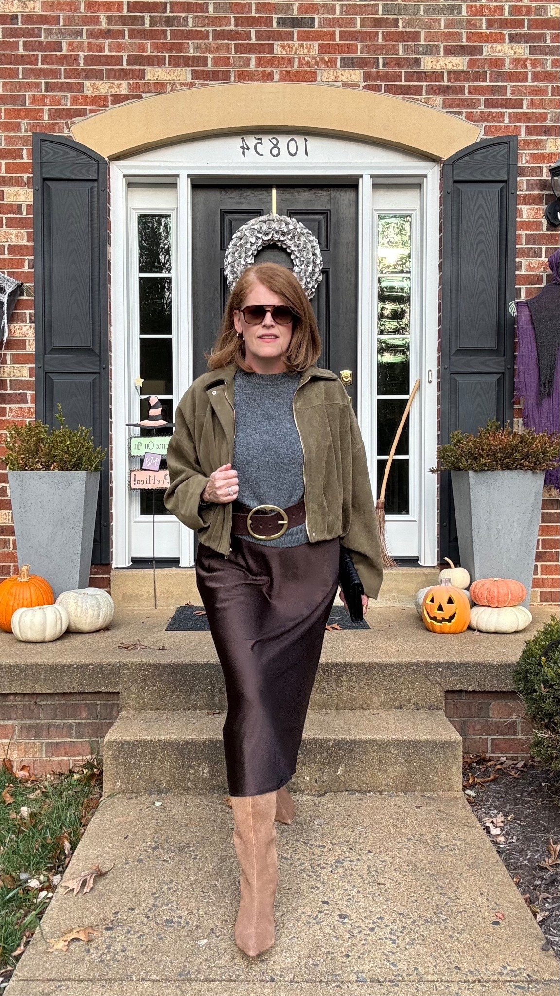 Let’s talk about these rich, deep fall colors 🤎 

#LTKStyleTip #LTKMidsize #LTKOver40