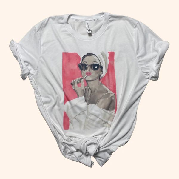 On My Way Graphic Tee Shirt ( Vintage Feel ) | Sassy Queen