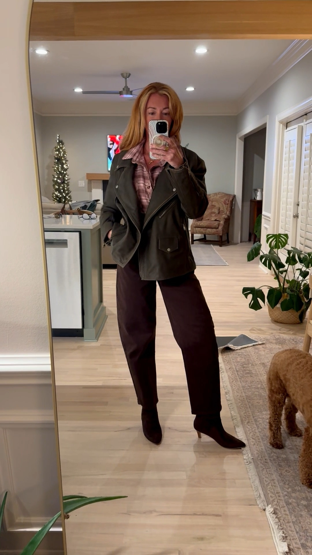 Date night with the @quince leather jacket that’s on sale! 

#LTKOver40 #LTKSaleAlert #LTKCyberWeek