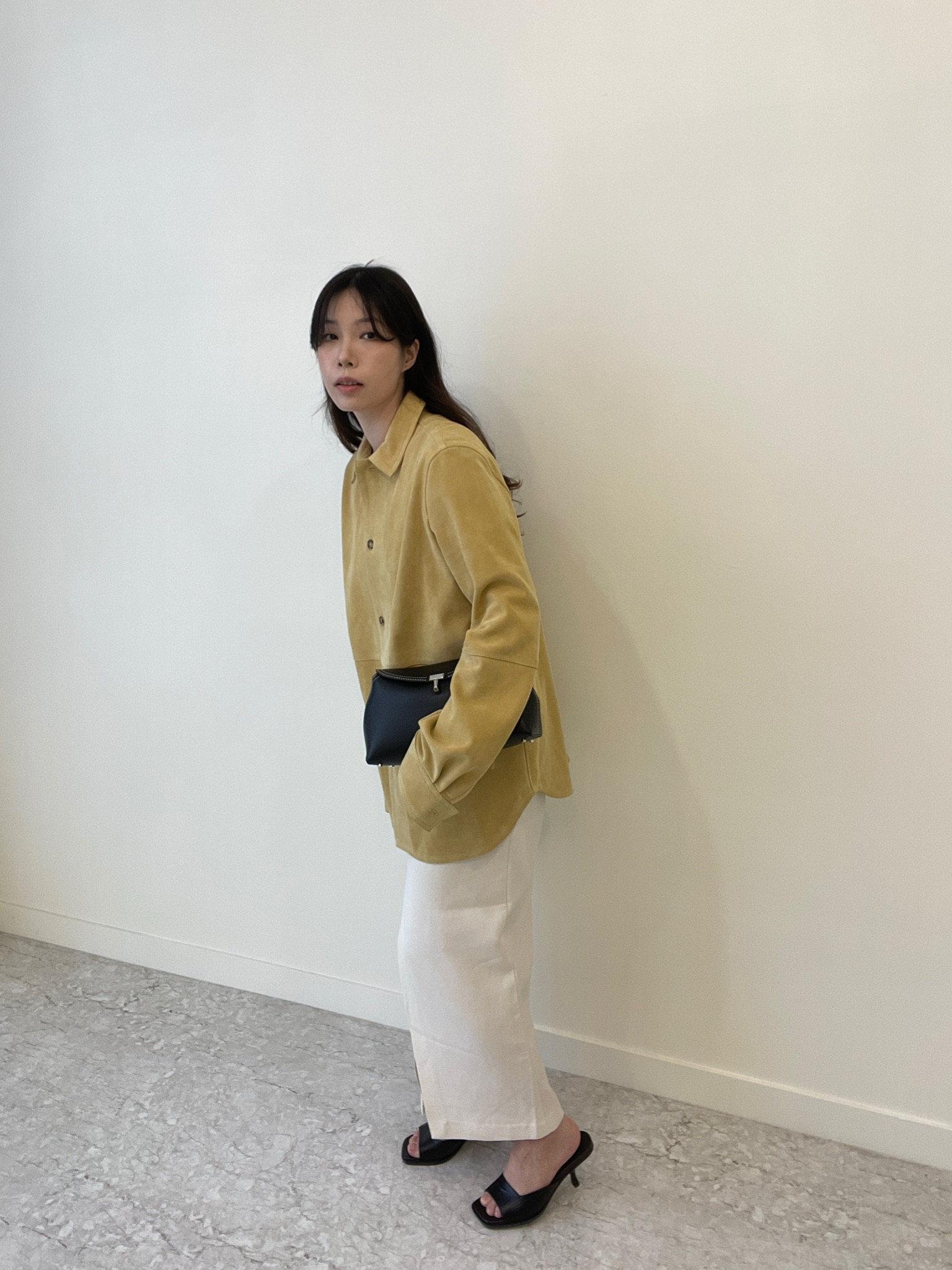 💛💛💛
#totemeshirt #totemebag #therowshoes #ootd 

#LTKbag #LTKkorea #LTKasia