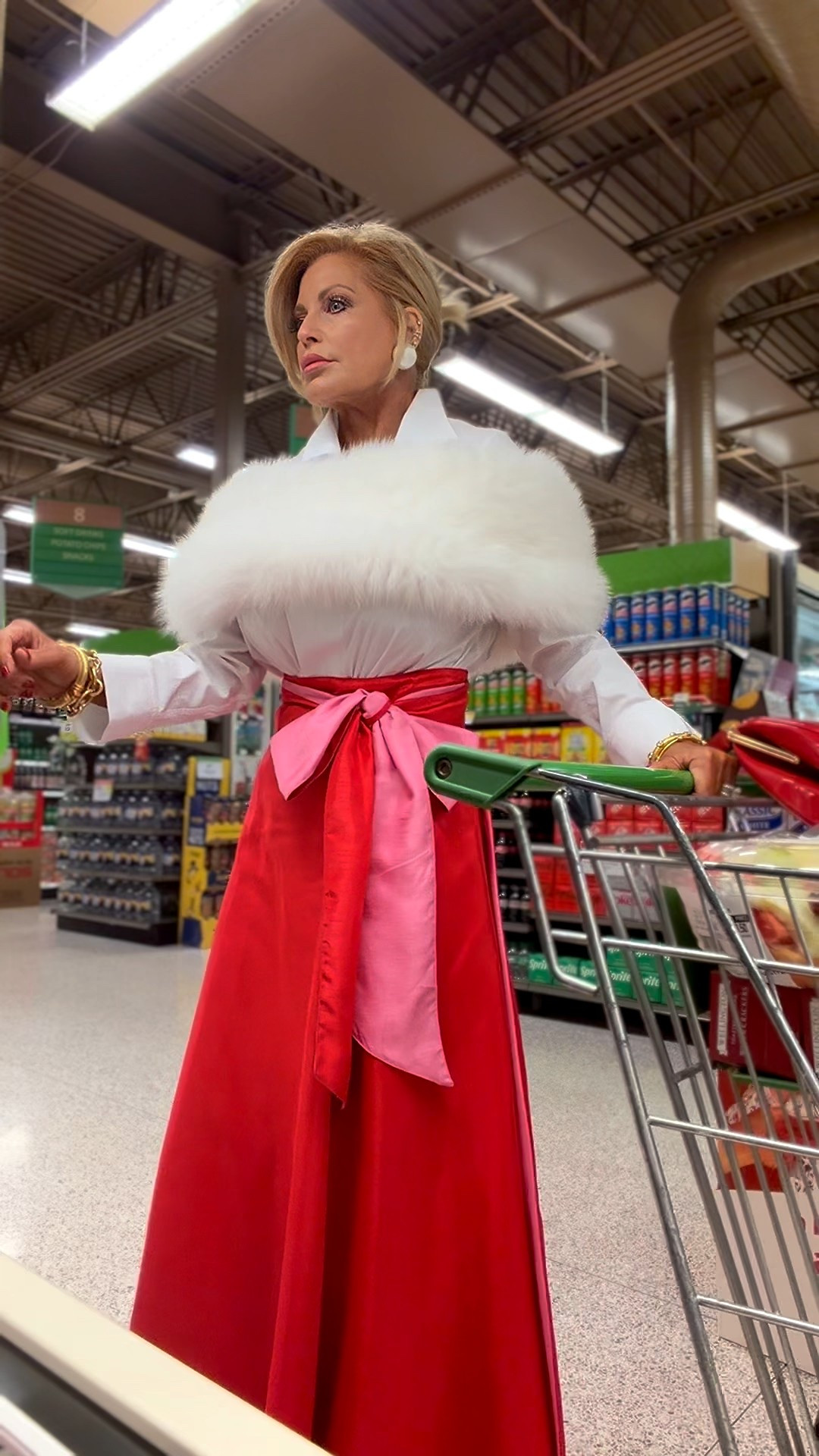 Just wear the clothes anywhere anytime 
I’m a 4/6 & wearing the xs/s in my wrap skirt. It fits a size 0-8  My wrap isn’t available but I found one similar 

#LTKgrwm #LTKOver40 #LTKdayinmylife