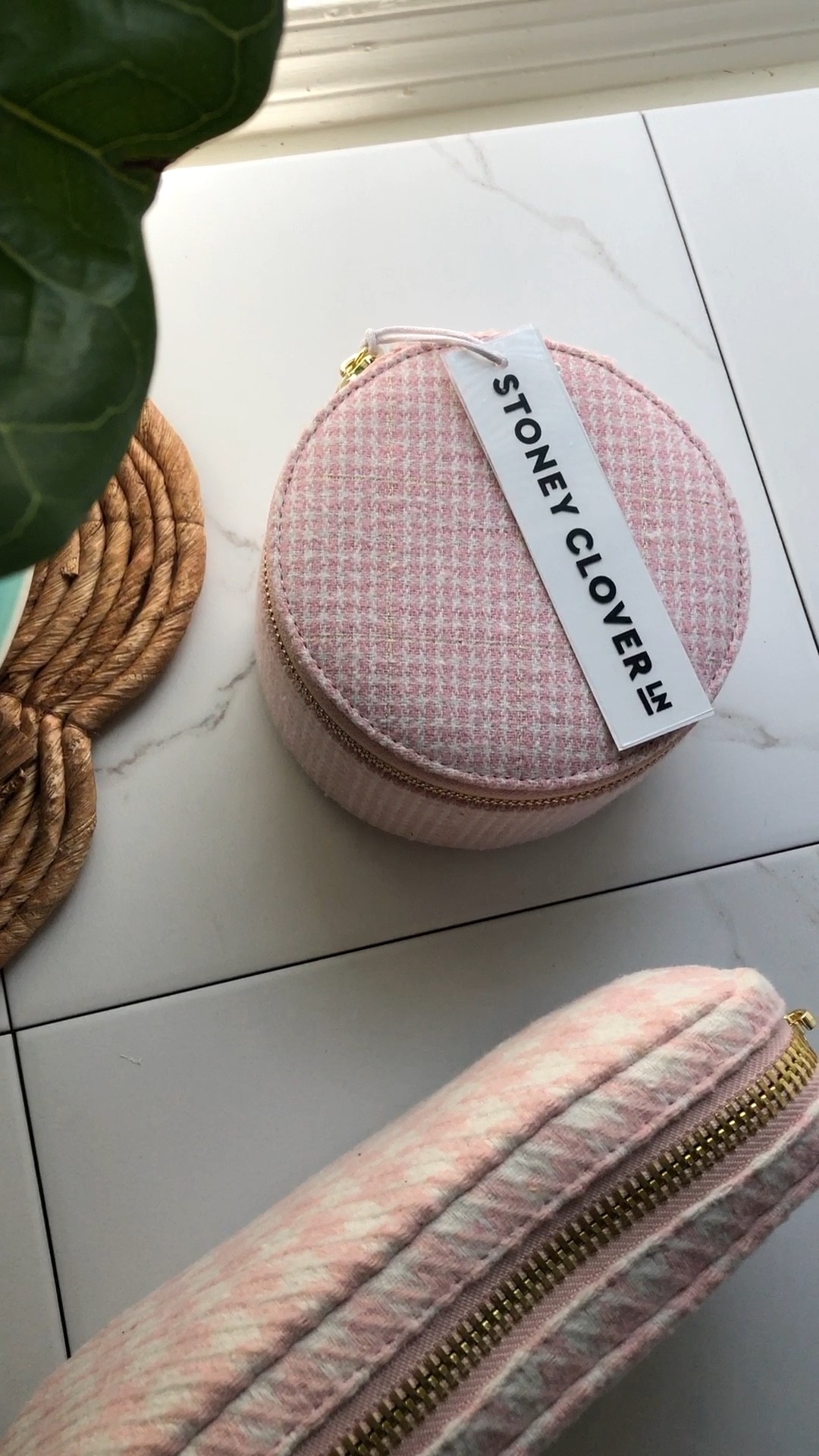 Stoneyclover is having their Black Friday sale early! Their entire site is 25% off. Including their Paris line 

#LTKGiftGuide #LTKCyberweek #LTKtravel