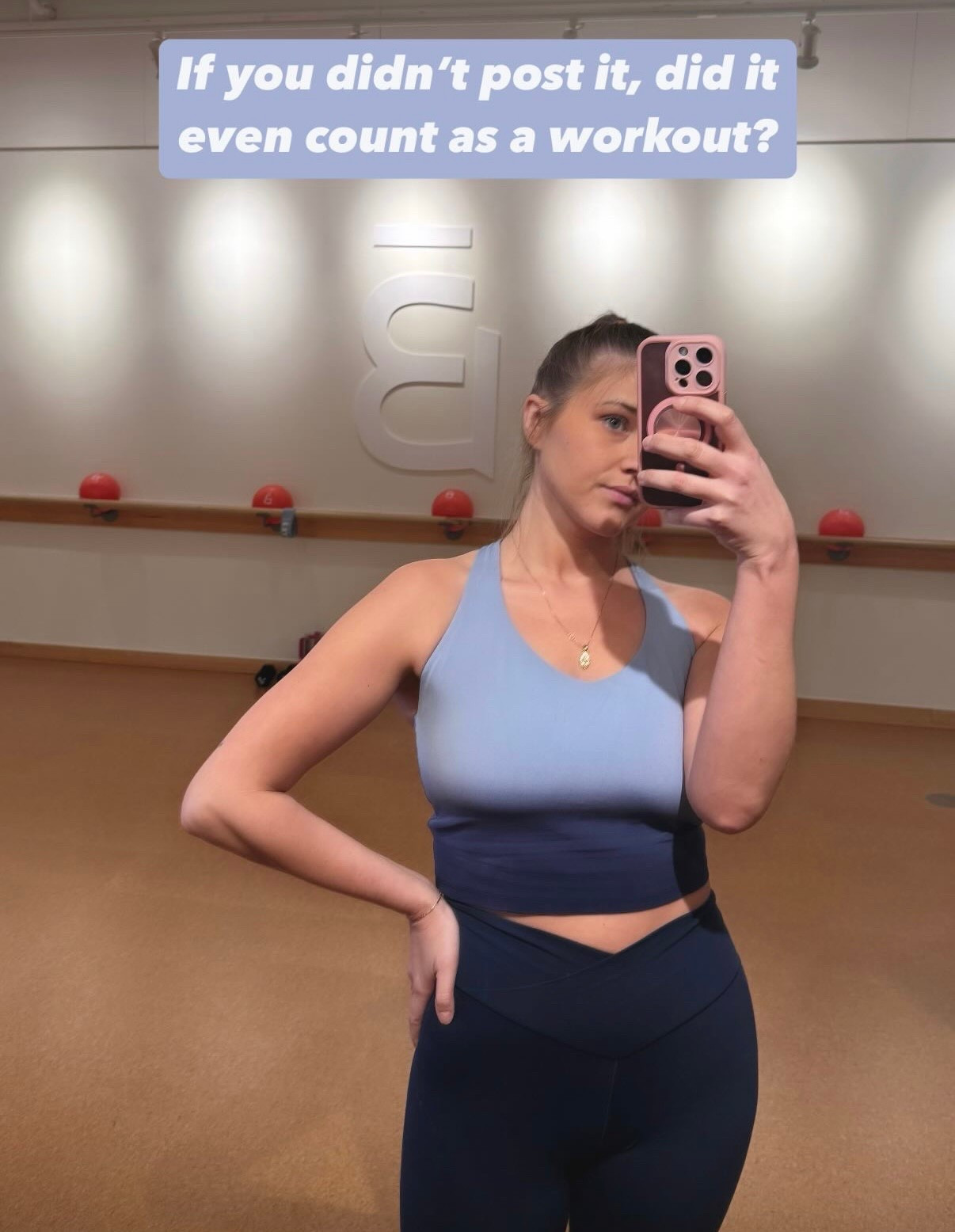 Set from aerie. These are exact leggings but found similar sports bra