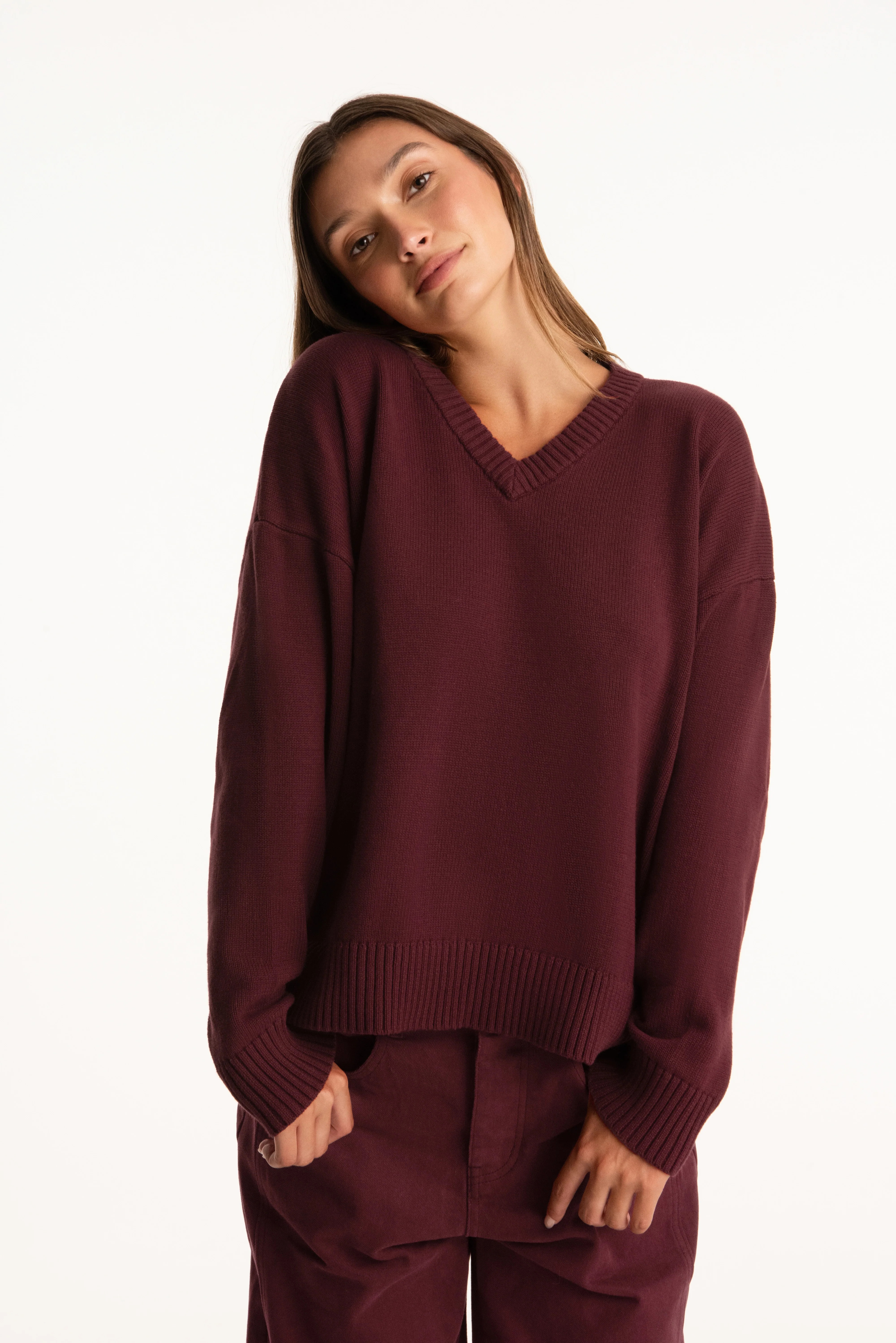 SET X PARKE COTTON V-NECK SWEATER - RHUBARB | SET Active