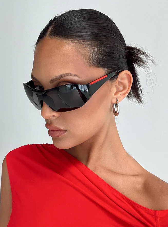 Lexie Sunglasses Black | Princess Polly US