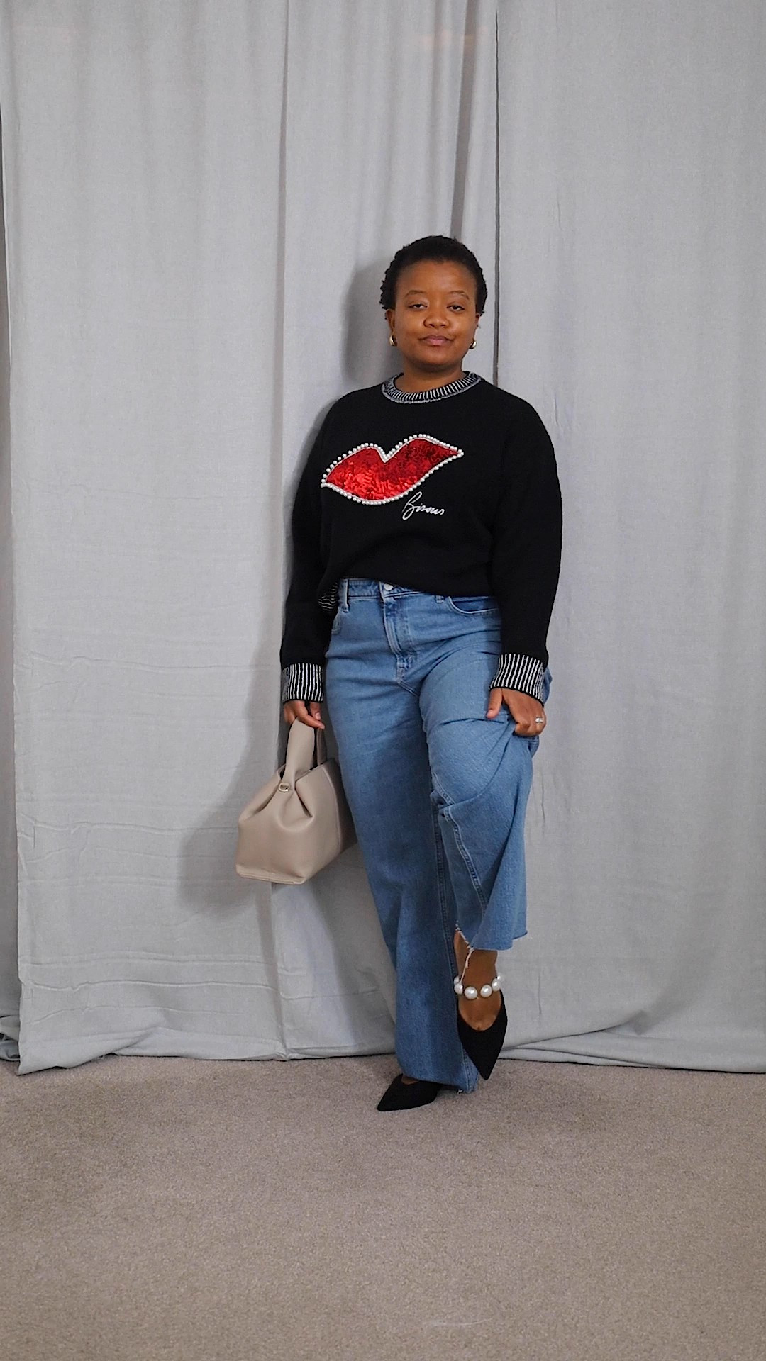 A pair of Abercrombie & Fitch 90s relaxed jeans in size 33 3 ways.Styling with a lipy jumper from River Island size L. Denim vest from A&F size 14 and coat for river island size 18. Love a versatile piece. 

#LTKautumn #LTKstyletip #LTKcurves