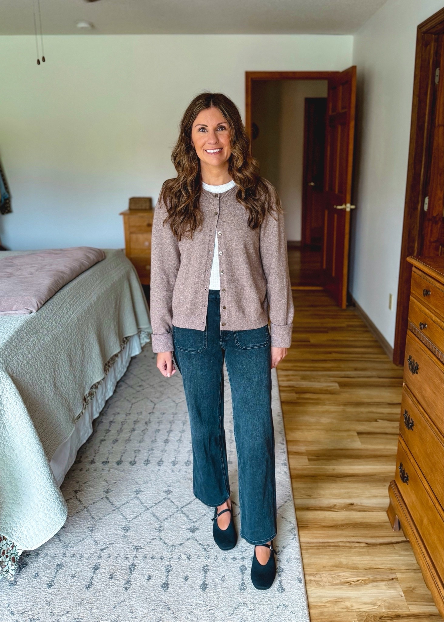 Casual fall outfit with black jeans and a cardigan 🖤🤎

small in my tee, medium in my cardigan (mine is a few years old—small petite was sold out when I bought it but that’s probably the size I’d choose now). My pants are size 24 in the 26” inseam. My Mary Jane flats are size 6.5 (also linked more affordable ones). 🤎🖤

#LTKPetite #LTKSeasonal #LTKootd