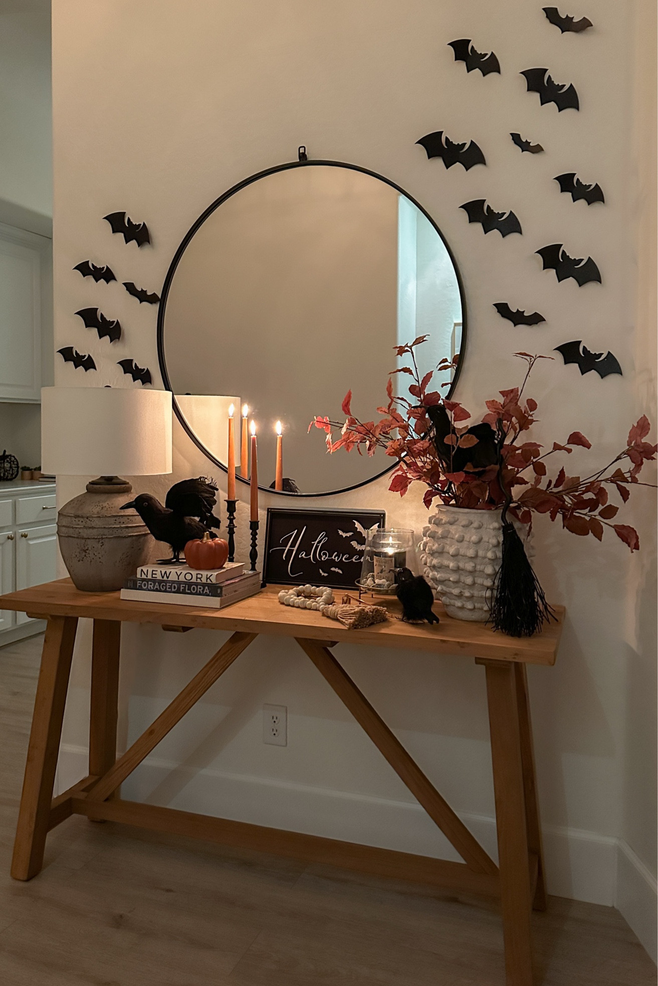 Spooky Halloween Entryway decor 🎃

#LTKHalloween #LTKHome