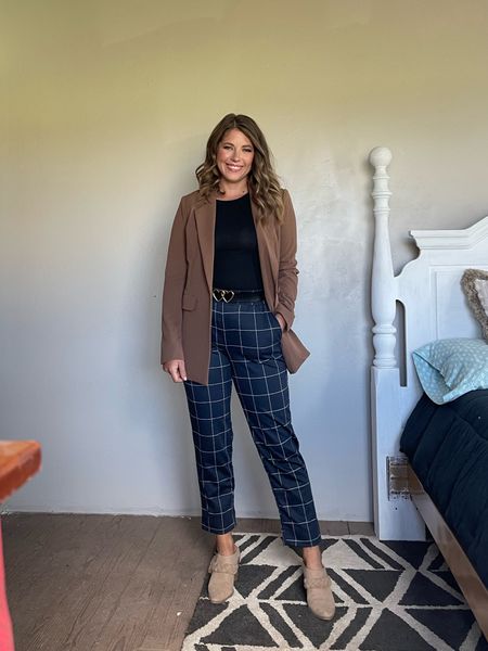 I sized down in the pants. Everything else fits true to size. 

Workwear, teacher outfit, brown blazer, affordable workwear 

#LTKSeasonal #LTKunder50