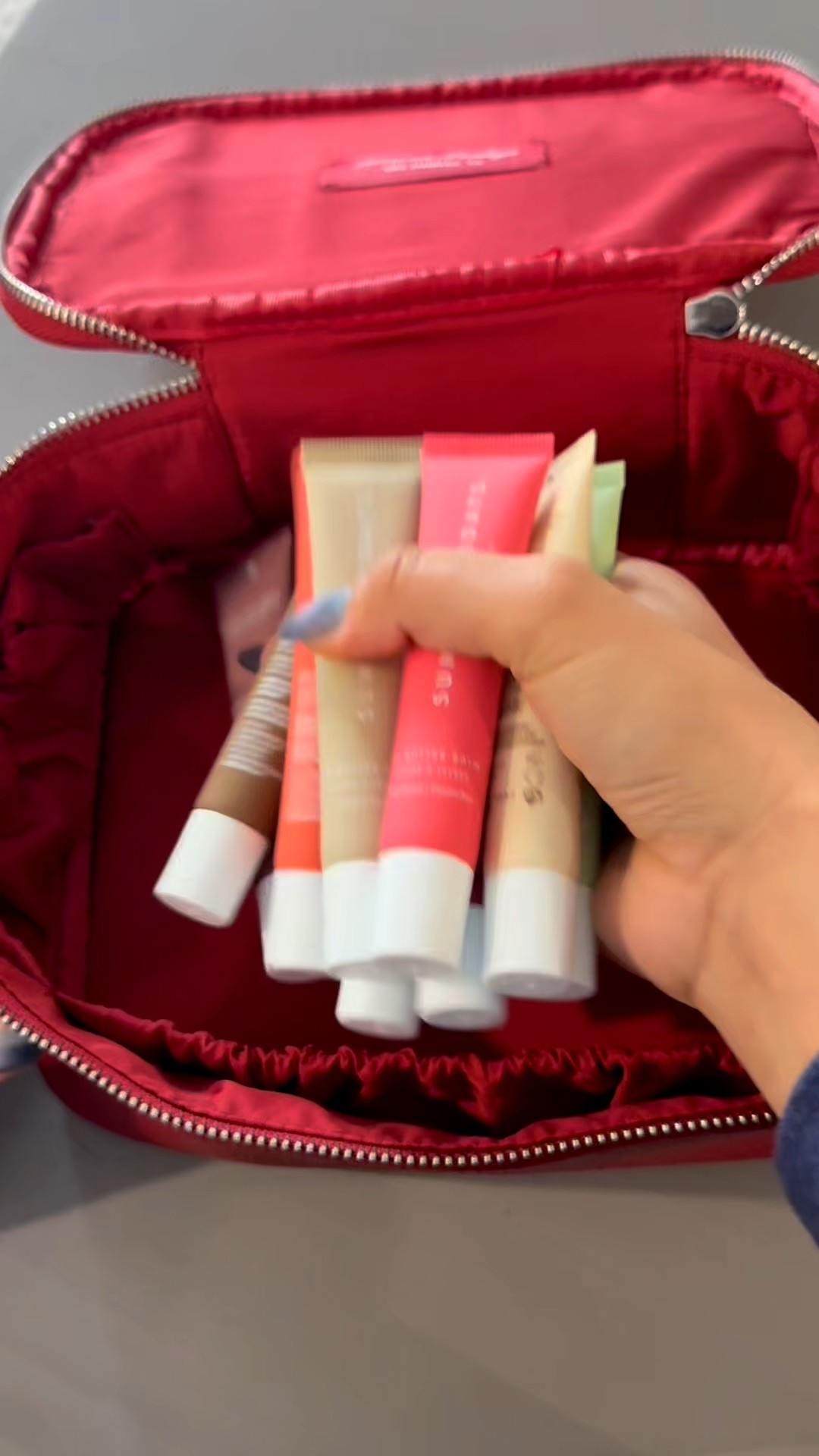 AHHHH #sephora #revolve #summerfridays #giftideas

#LTKGiftGuide #LTKHoliday #LTKBeauty