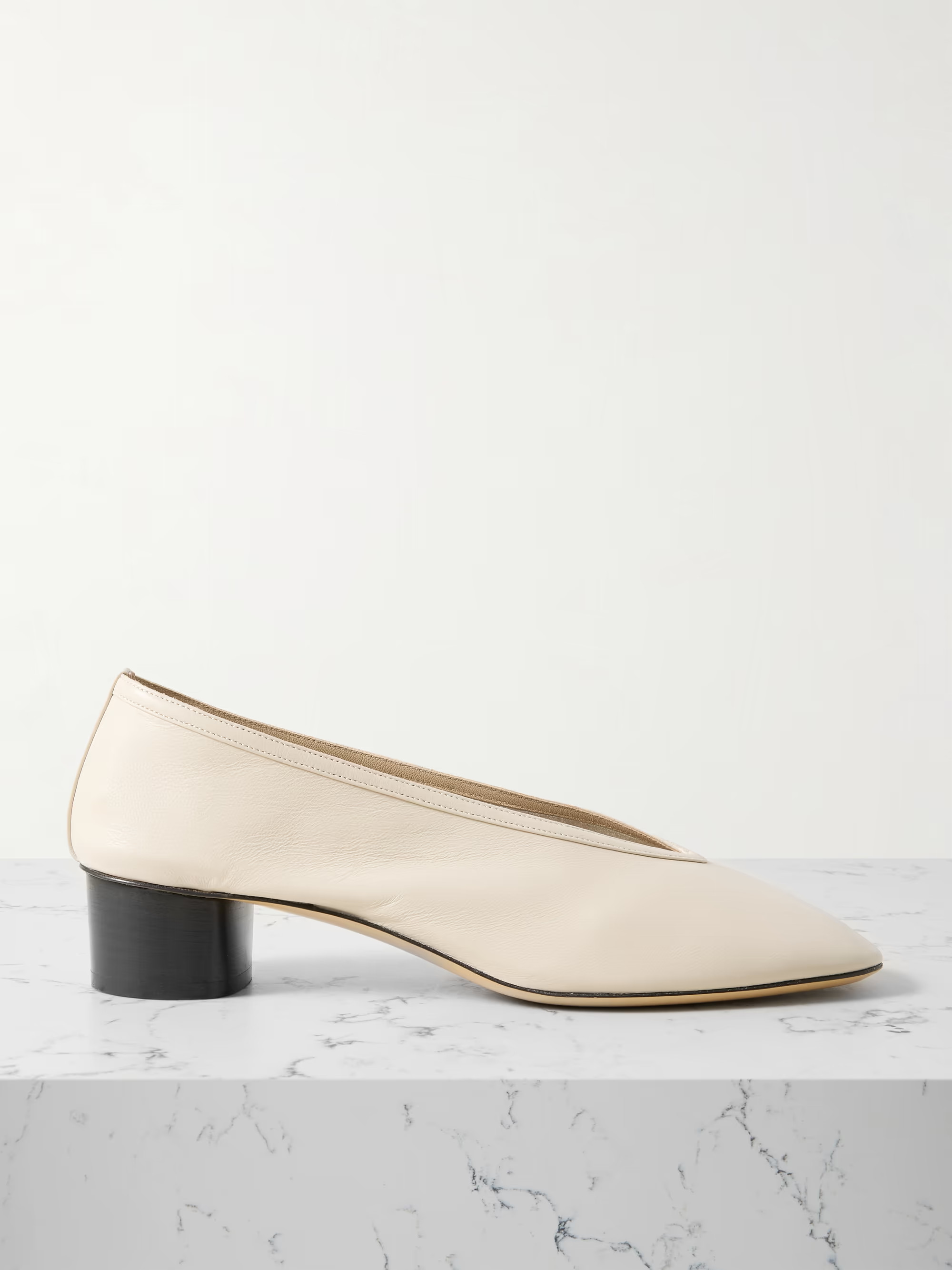 Luna leather pumps | NET-A-PORTER (US)