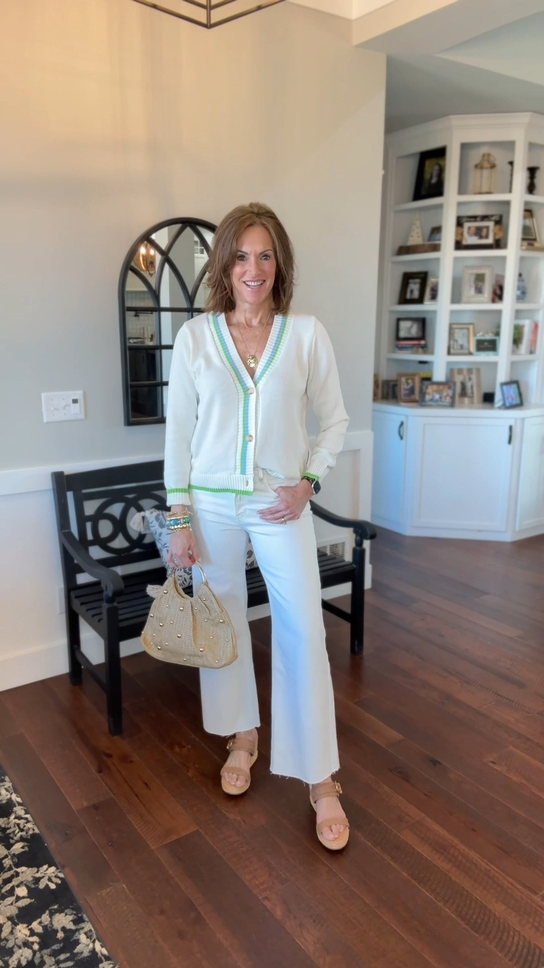 Spring Tops, Cardigan and Denim! Oh and cute bags and sandals 👏

Cuffed jeans - size 6
White jeans - size size 29
Tie waist top - M
Cardigan - large 
Appliqué cropped shirt - M 

Date night 
Girls night out 
Vacation 

#LTKMidsize #LTKTall