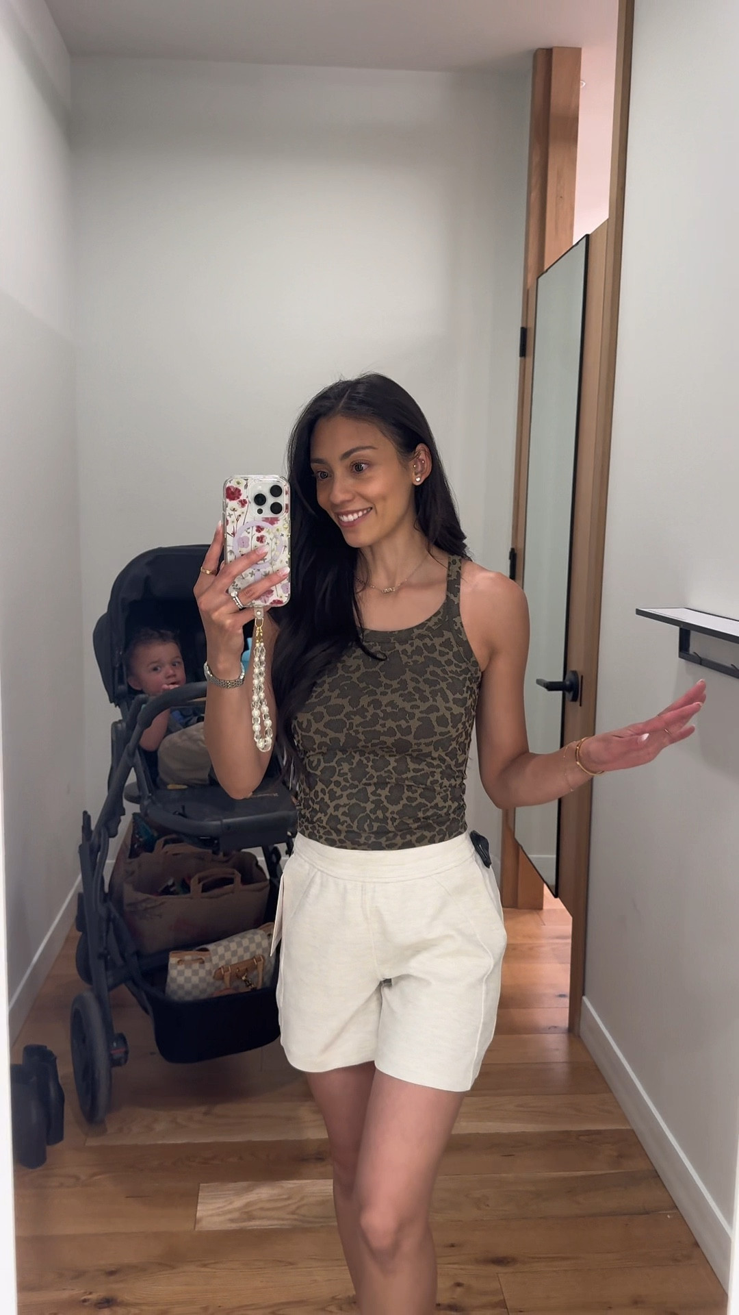 🐆🖤

#LTKmomlife #LTKootd #LTKfitnessgoals