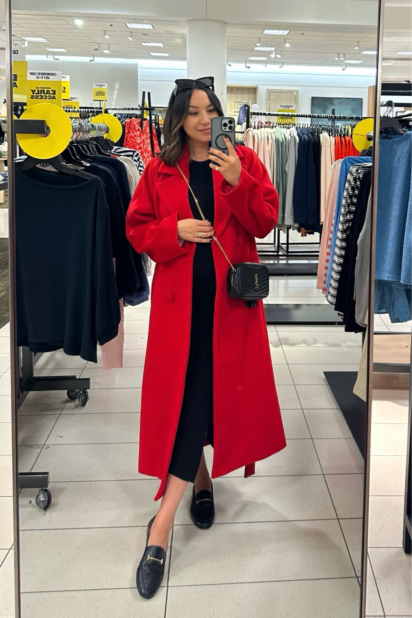Nsale fall coat - on sale for $150!

Beautiful red coat — they only had large in store for me to try on. *Mostly made of polyester but great price point for the quality & perfect if you are allergic to wool coats. Available in 2 other colors 

#LTKSeasonal #LTKxNSale