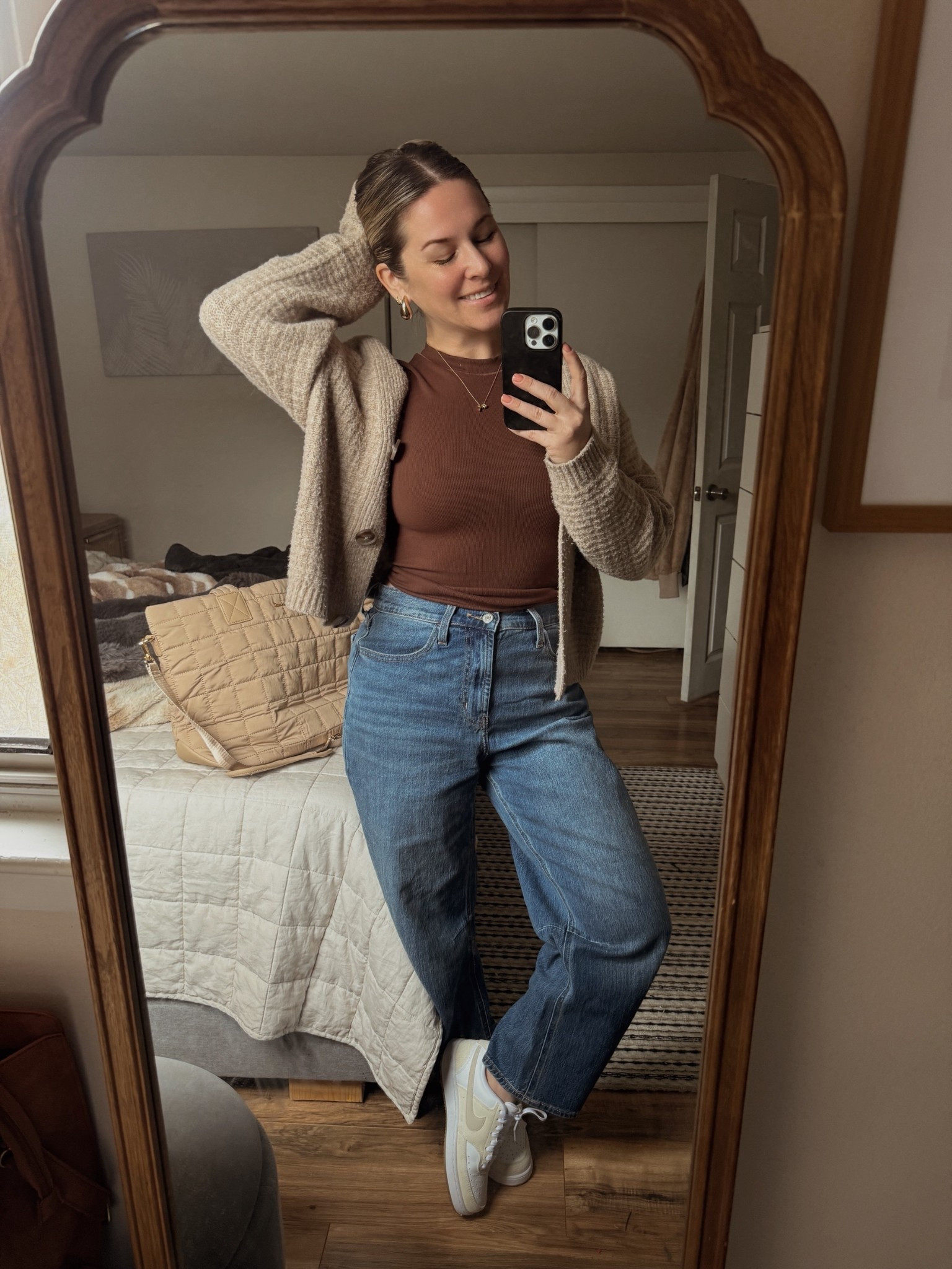 My favorite barrel jeans are on sale. 

#LTKgrwm #LTKootd #LTKSaleAlert