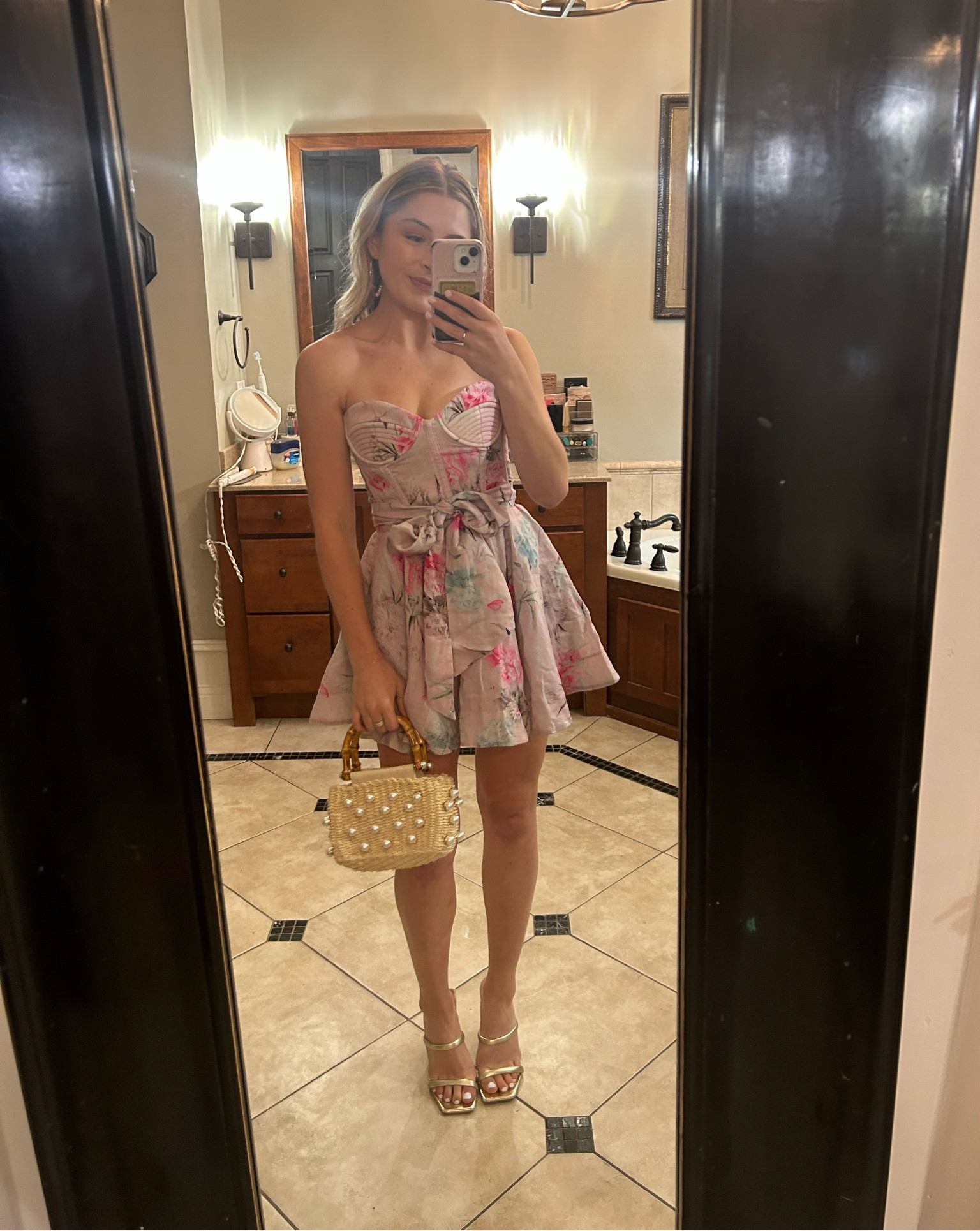 Perfect wedding dress for a guest 🙌🏻. Flattering, TTS, and comfortable! 

Girly dress 
Wedding dress 
Mini dress 
Purple strapless dress 
Floral strapless dress 
Pearled bag 
Gold heels 

#LTKstyletip #LTKFind #LTKwedding