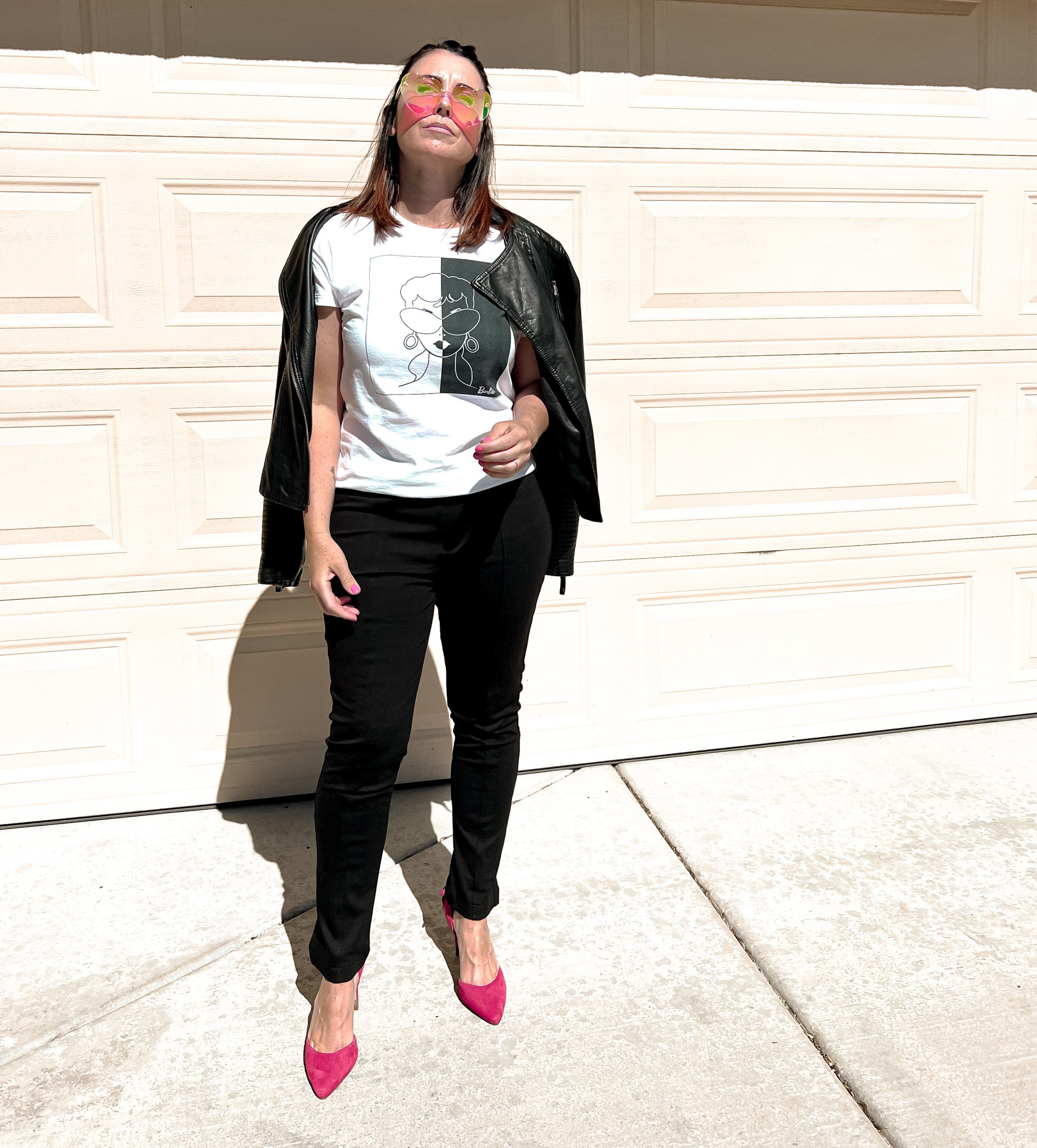 Obsessed with my monochromatic Barbie Tee 

Barbie
Vintage
Leather
Jacket
Leggings
Red
Heel 
Pink
Amazon 
Glam
Summer
Black
White
T-shirt

#LTKstyletip #LTKunder50