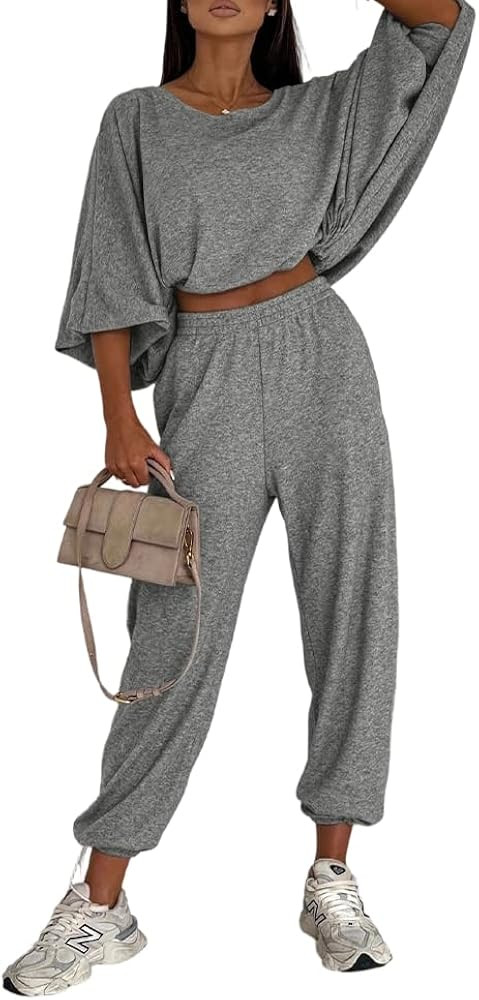 CHICME Women 2 Piece Lounge Set Bubble Crop Tops Loose Drawstring Jogger Pants Sets Matching Airp... | Amazon (US)