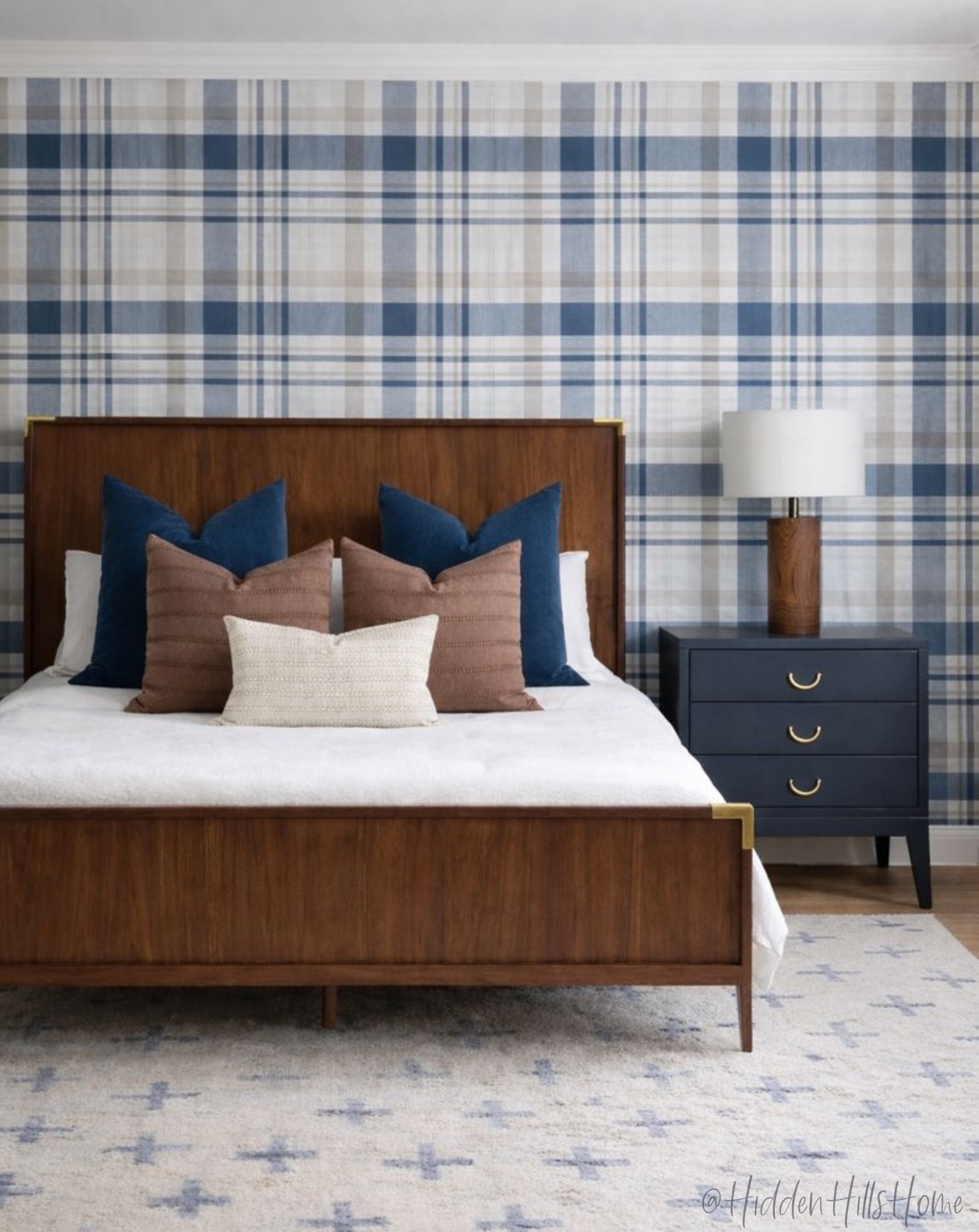 Modern transitional boys bedroom mood board, teen boys bedroom, kids bedroom design #boys





#LTKHome #LTKKids #LTKSaleAlert