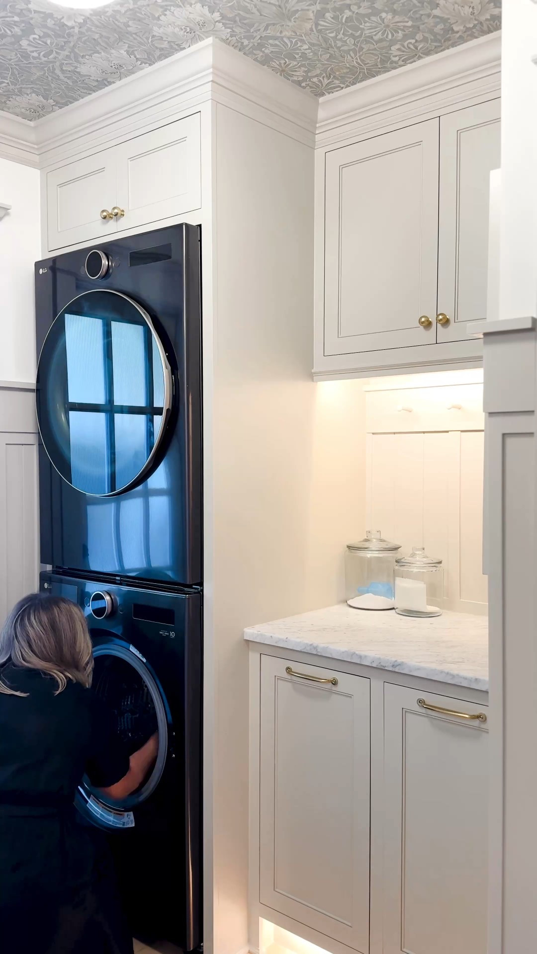 Laundry room cabinet ideas, pull-out hampers, tower storage, and all the organizers we use daily — linked here!
#laundryroom #laundryroomideas #homestorage #laundryorganization #cabinetry #smallspaces #pullouthamper #laundryroomdesign #organizedhome #ltkhome


#LTKmomlife #LTKHome #LTKdayinmylife