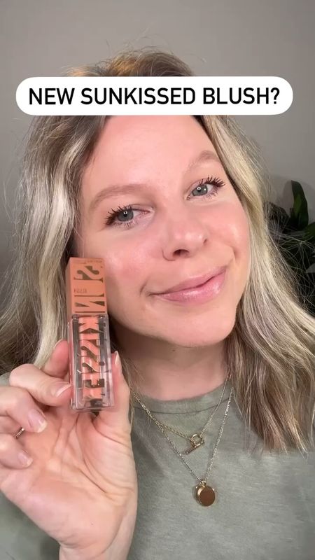 Trying @maybelline new sunkissed blush in shade Uptown Glow! It’s definitely peachy, but I’m thinking it’s perfect for summer. I definitely need to try more colors! Have you guys tried these? Too peachy??? LMK in the comments!



#summerblush #summermakeup #peachyblush #maybellinesunkissedblush #everydaymakeup

#LTKSeasonal #LTKVideo #LTKBeauty