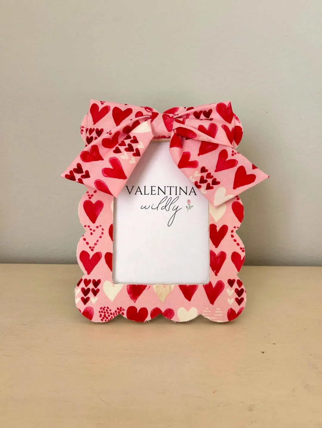 Pink heart picture frame gift 4x6 scalloped | Etsy (US)