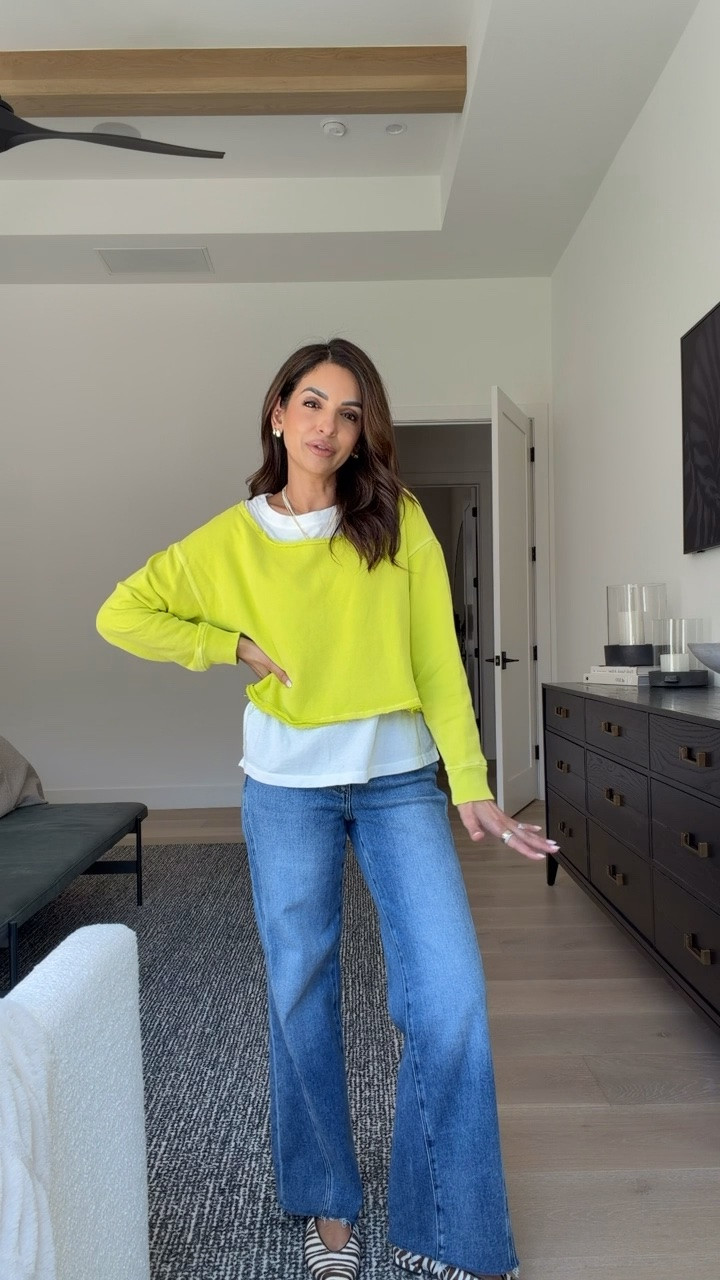 I’ve been eyeing this @Anthropologie layered top for a while and I’m so happy with the look! Casual but elevated. I sized down but for a more oversized fit I’d do your true size!