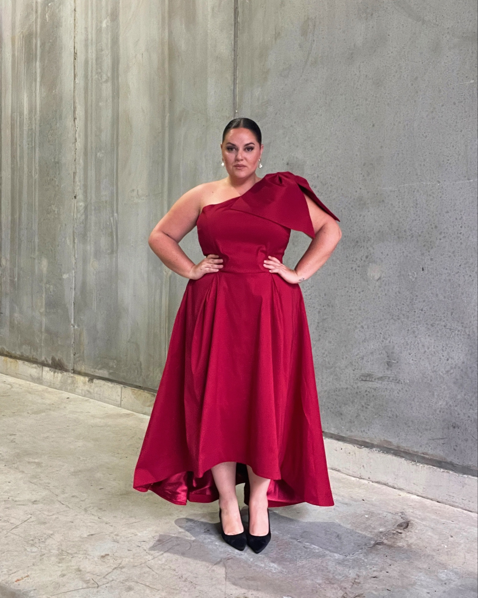 You guys loved the black version of this dress and i have to say.. the red is absolutely killing me 🔥♥️ perfect for the festive season! 🎄 Us and au links 

#LTKcurves #LTKmidsize #LTKplussize