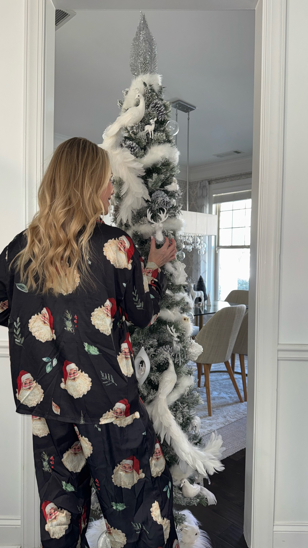 Christmas pajamas, Santa pajamas

#LTKHoliday #LTKFindsUnder50 #LTKGiftGuide