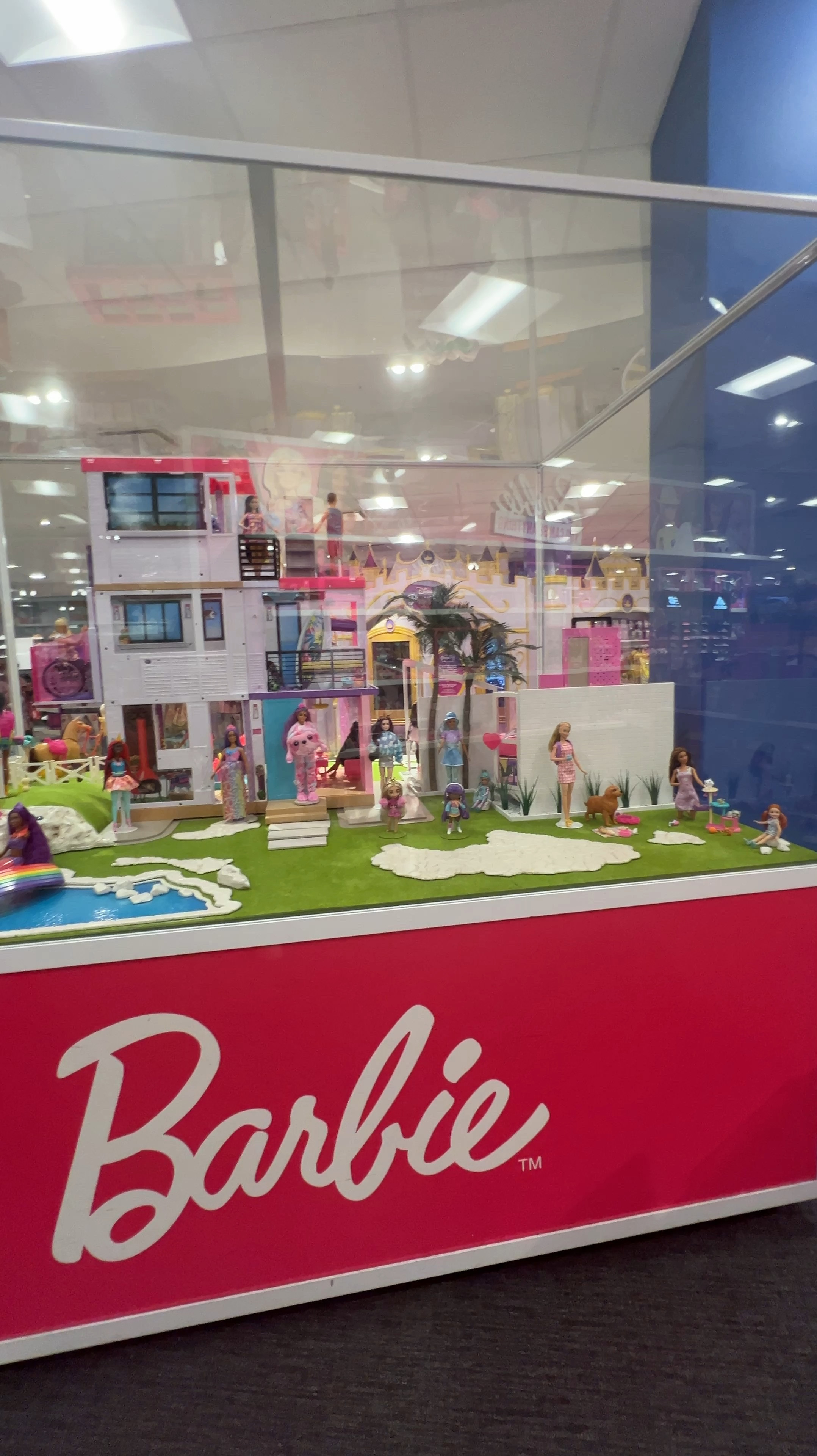 Barbie display of my dreams at the incredible Toys R Us, nestled inside the iconic Macy's! 💖 #BarbieMagic #ToysRUsAtMacys #DollDreams

Barbie, doll, toys, Christmas, Macys, girls, tweens, toys, summer 

#LTKKids #LTKParties #LTKGiftGuide