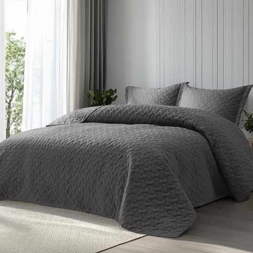 Bedsure Quilts Oversized King Size - Lightweight Bedspreads Oversized King Size with Basket Weave Pattern, Soft Quilt Bedding, Grey Comforter Coverlet for All Seasons (120" x 120") | Amazon (US)