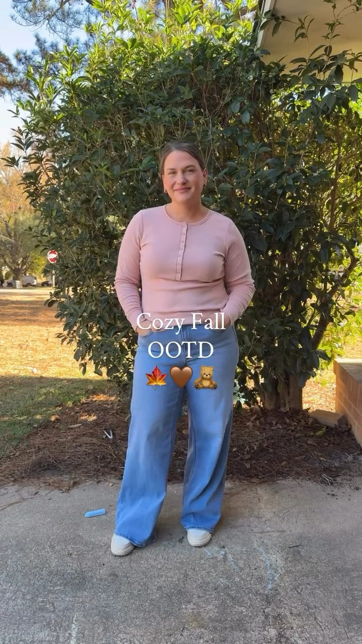 This weather is perfection 🤎
.
Fall Outfit, Sherpa Jacket, Mom Style, Daily Fit Check