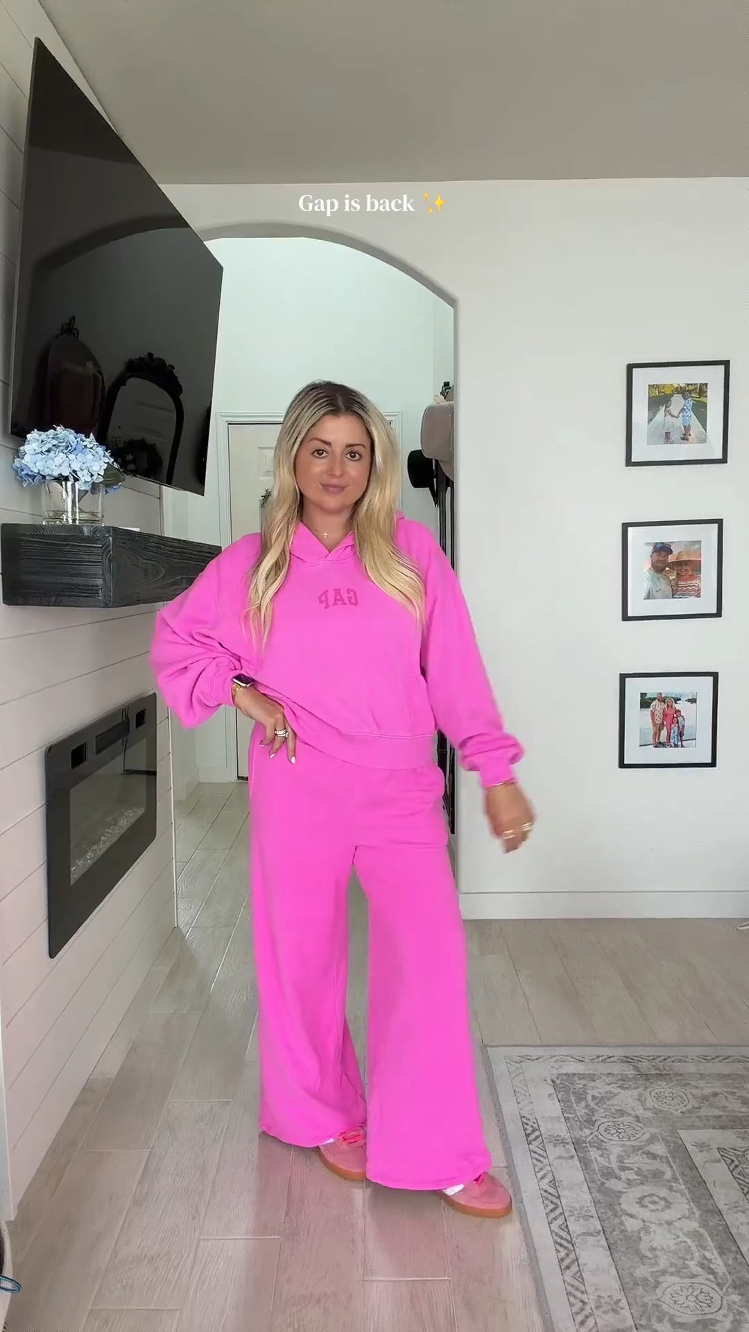 Gap sweat set
Small hoodie 
Xs petite sweatpants

#LTKootd #LTKSaleAlert