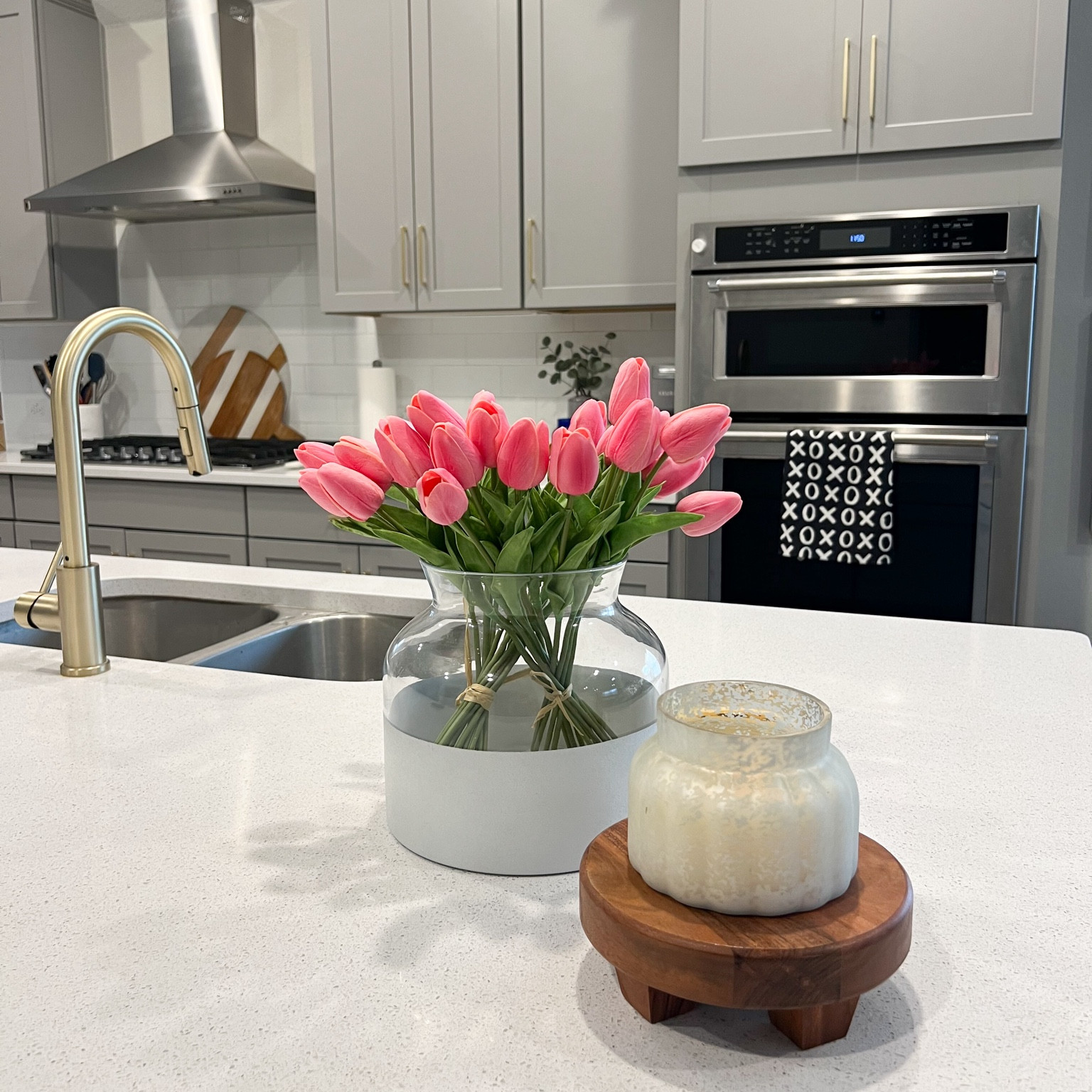 Modern Kitchen, spring, decor, vase