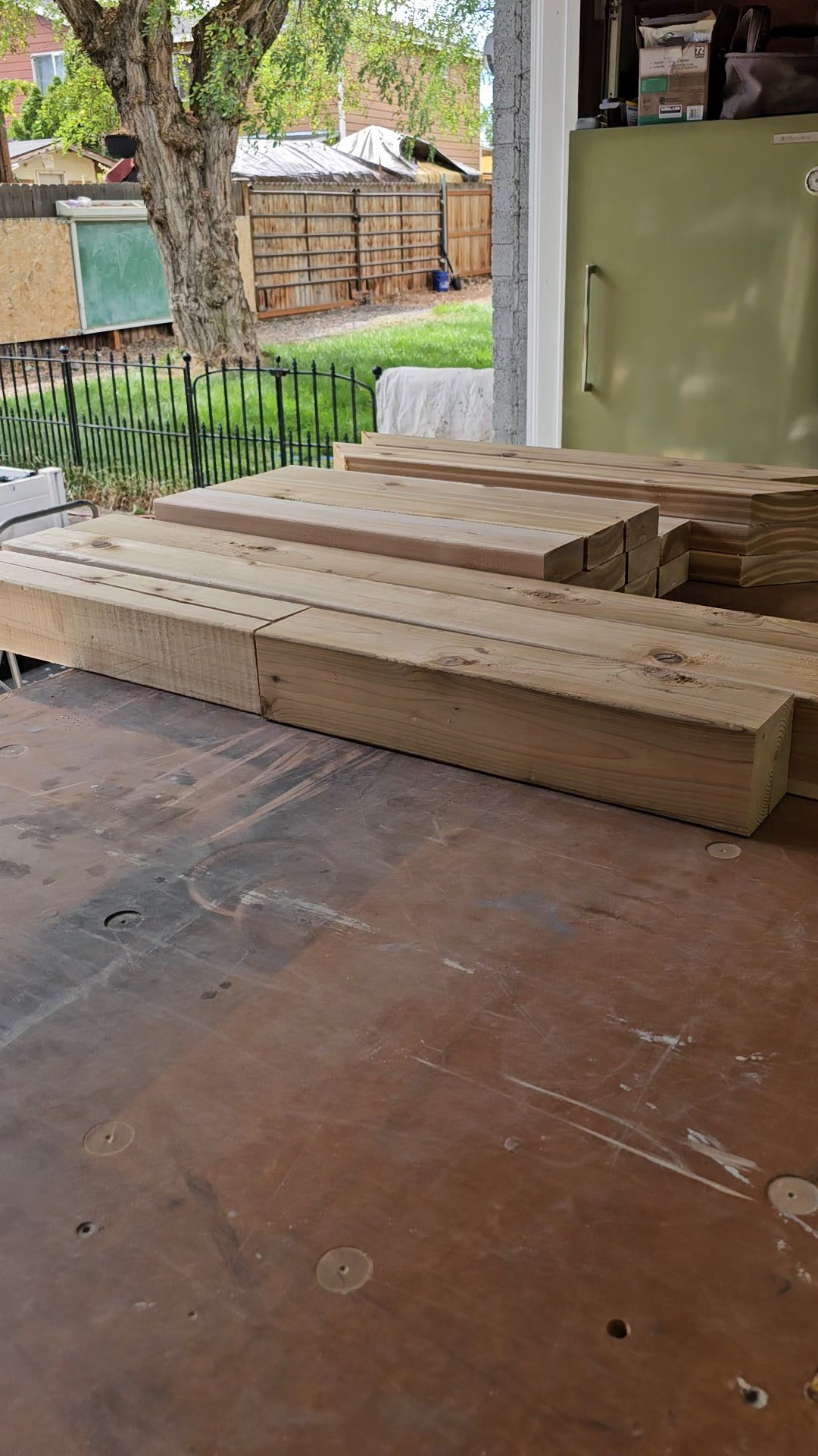 If you're working with 4x4s in your woodworking projects, you've gotta try the Kreg XL pocket hole jig! It's great for these bigger projects! #woodworking #pockethole #diy 

 