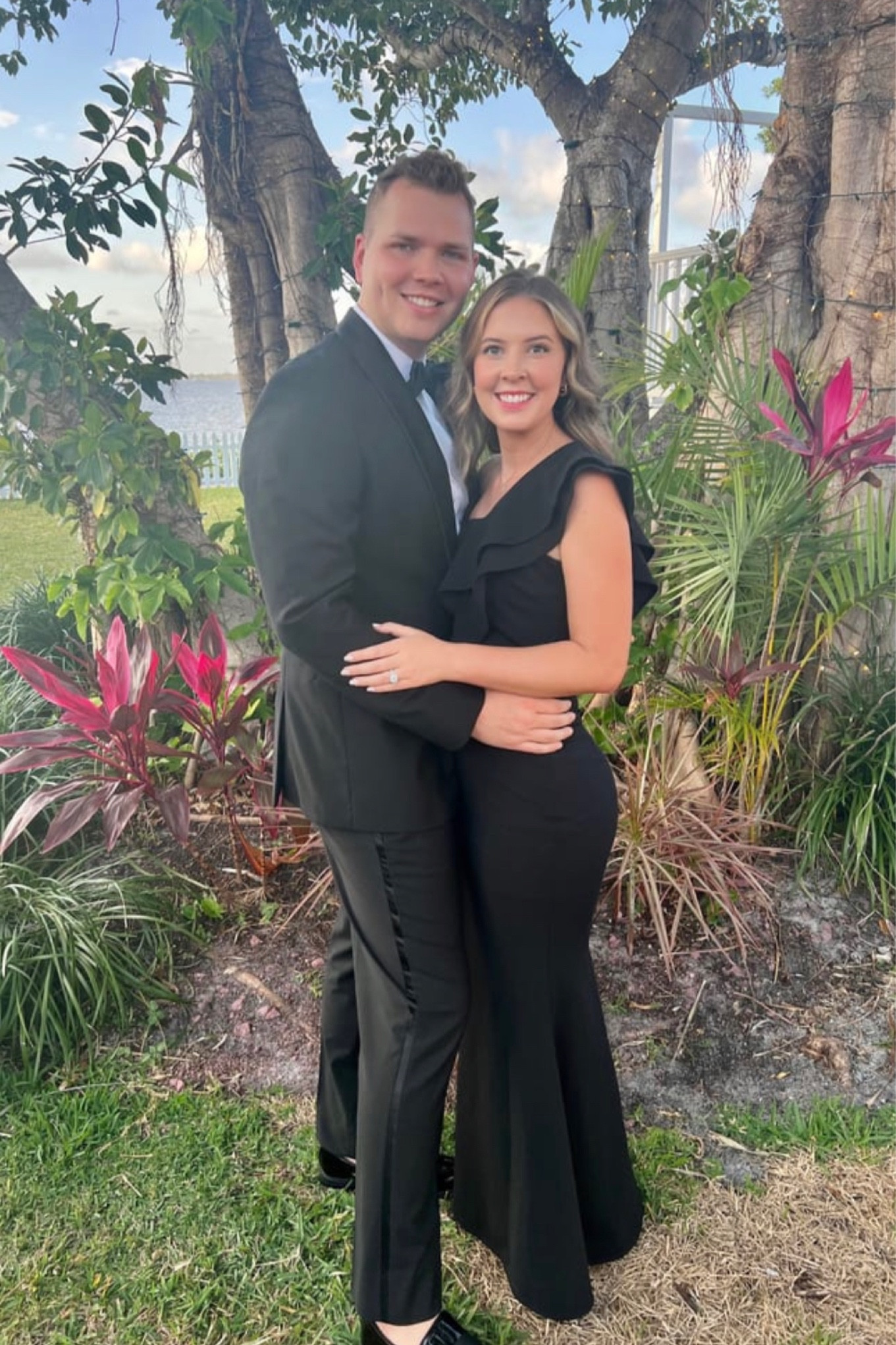 This black tie wedding guest dress is stunning!!

#LTKunder100 #LTKwedding