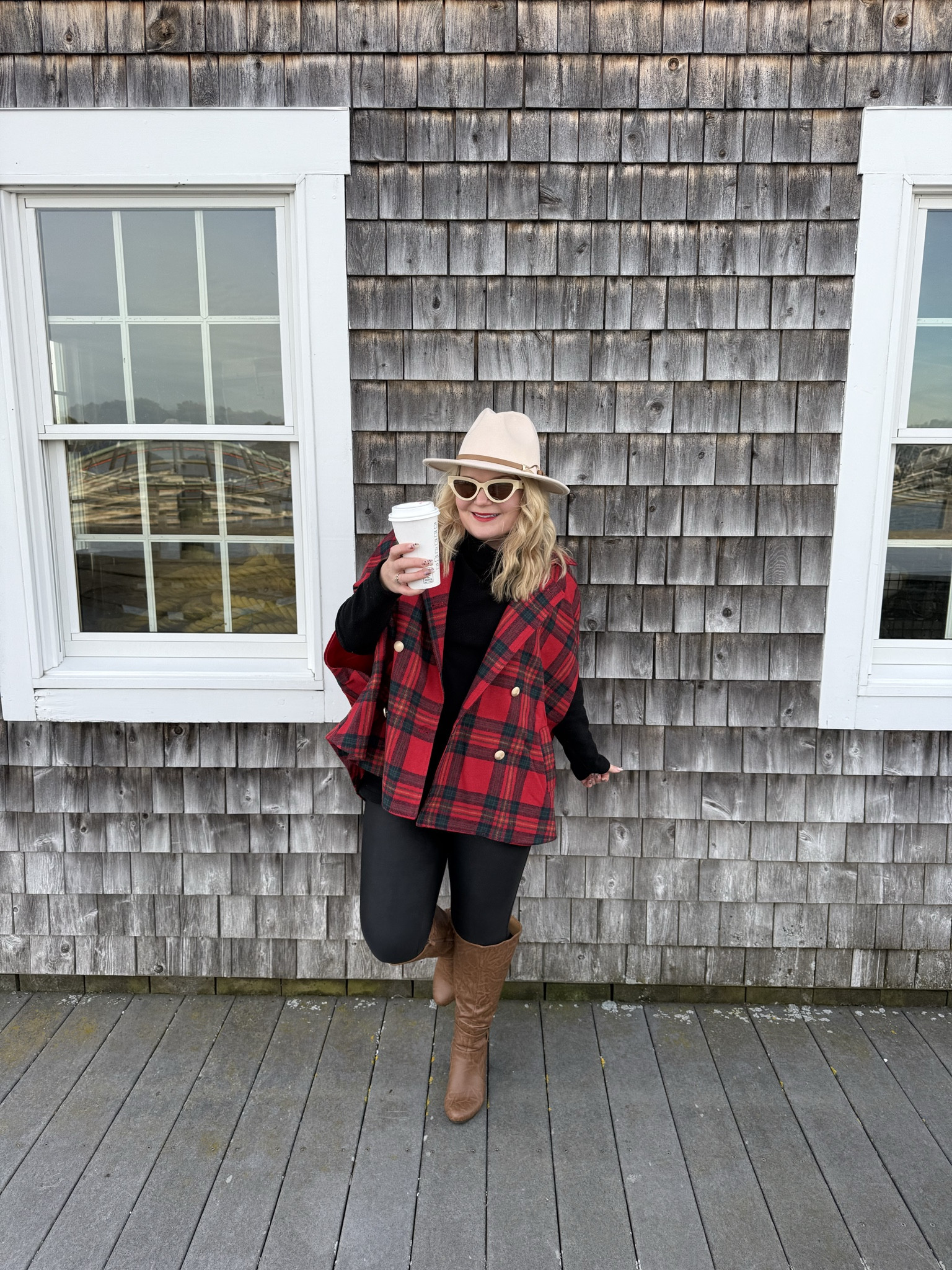 Another great poncho/cape from Amazon. It comes in multiple colors. 

#LTKSeasonal #LTKPetite #LTKootd