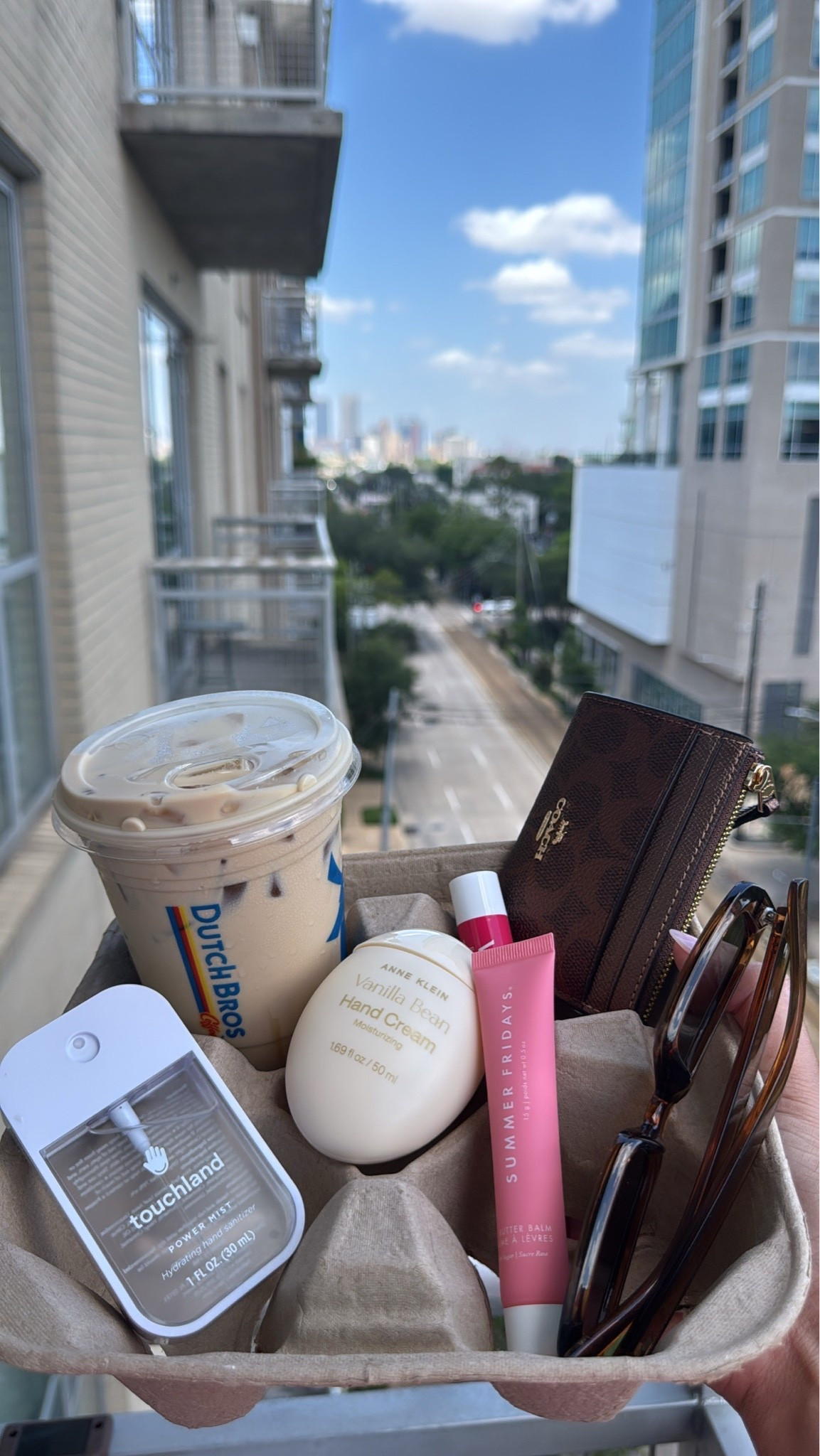 Current Essentials

#LTKdayinmylife #LTKselfcare #LTKBeauty