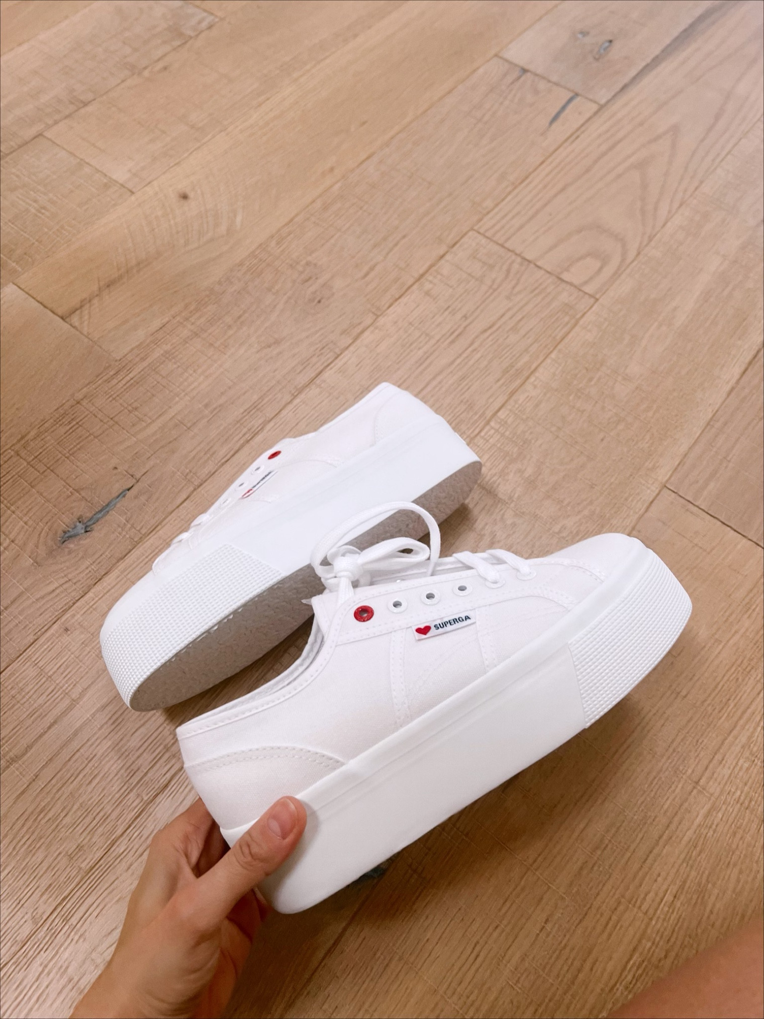 Superga 2790 Nappa

#LTKshoecrush #LTKstyletip #LTKFind