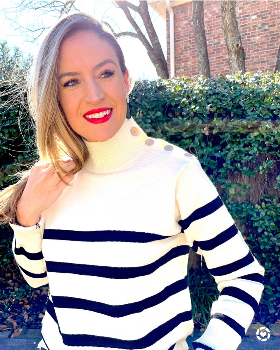 Winter Sweaters ❄️

And Vici is 30% site wide using code JAN30. 

#everypiecefits

Sweater
Sweatshirt
Striped sweater 
Cardigan
Office outfit
Casual outfit 
On sale

#LTKSaleAlert #LTKSeasonal #LTKFindsUnder50