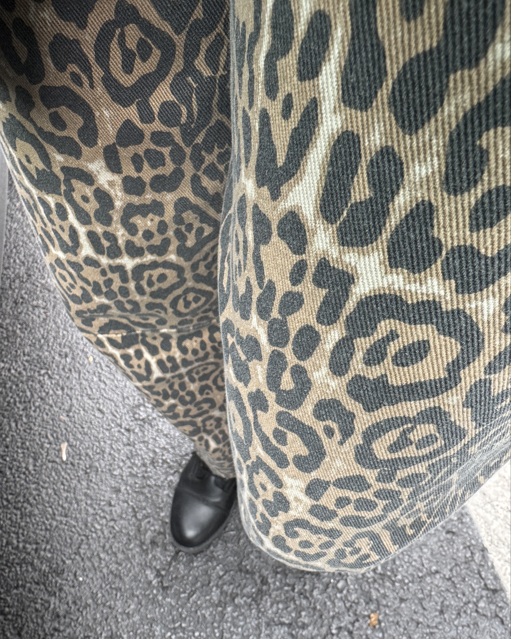 My favorite barrel jeans 

#LTKFindsUnder100