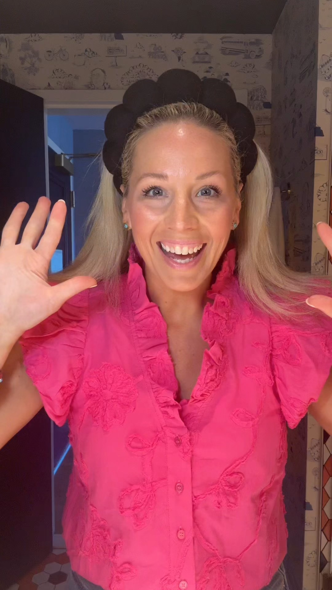 My fav living proof products are 30% off with code BOBBIS30 at checkout on Amazon!! My top is Avara and this weekend only 7/12-7/13 my code BOBBI20 works! I’m in the size small 

#LTKFindsUnder50 #LTKStyleTip #LTKBeauty