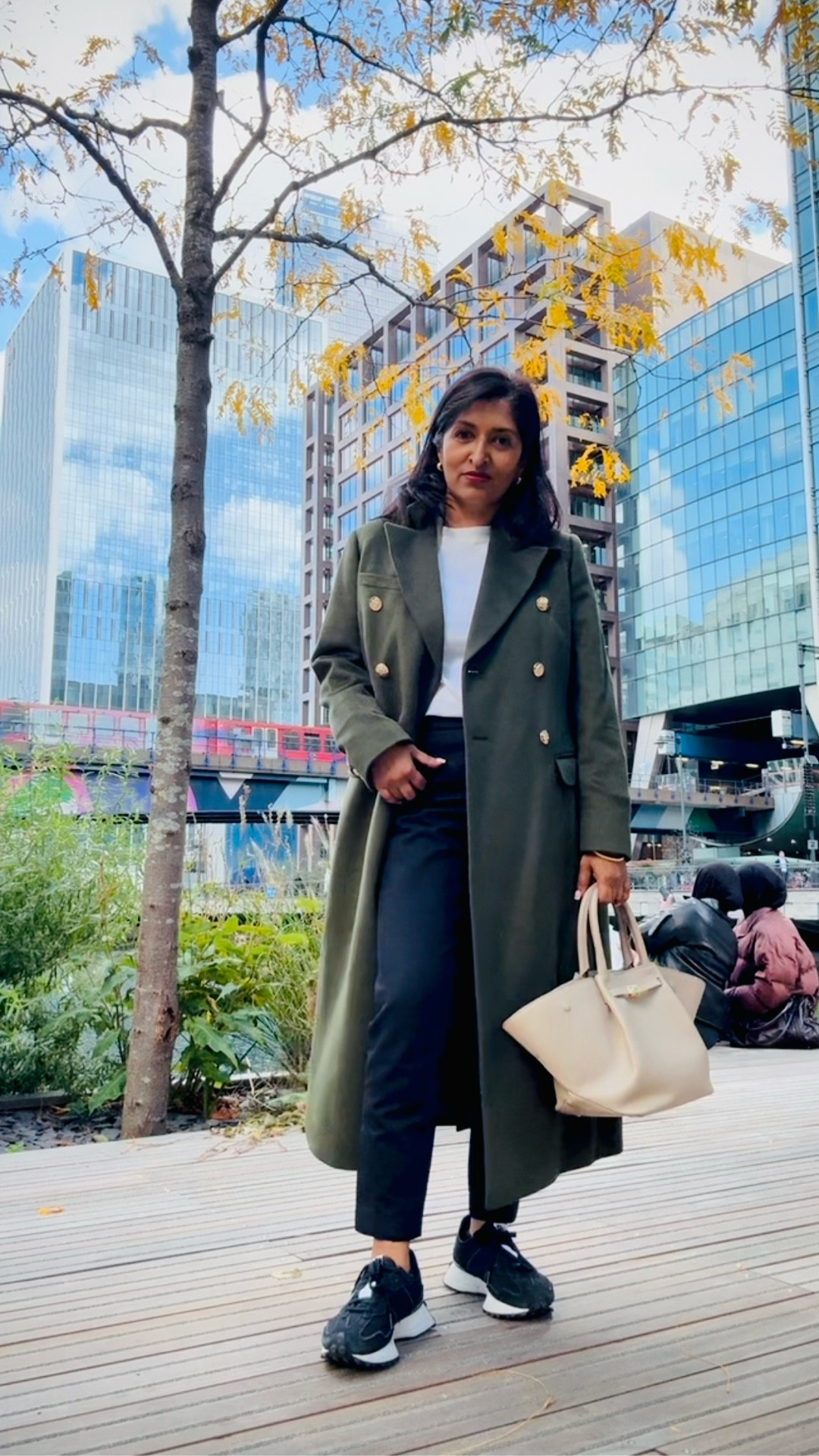 Amazing PETITE wool coat @lkbennett! Yes I’m yelling as I’m so excited to buy a coat and have the sleeves with beautiful golden button cuff detail remaining intact! 

#LTKautumn #LTKworkwear #LTKover50style