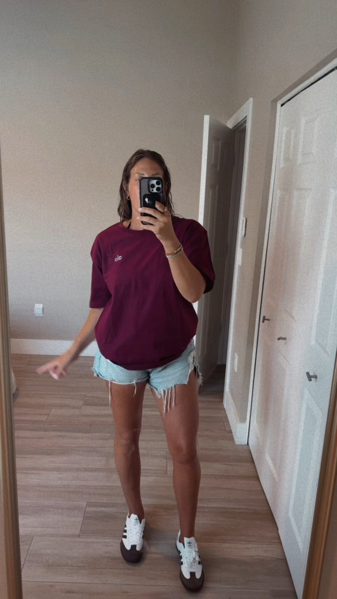 Ootd
Look for less
Trending 
Alo yoga 

#LTKSaleAlert #LTKSpringSale #LTKootd