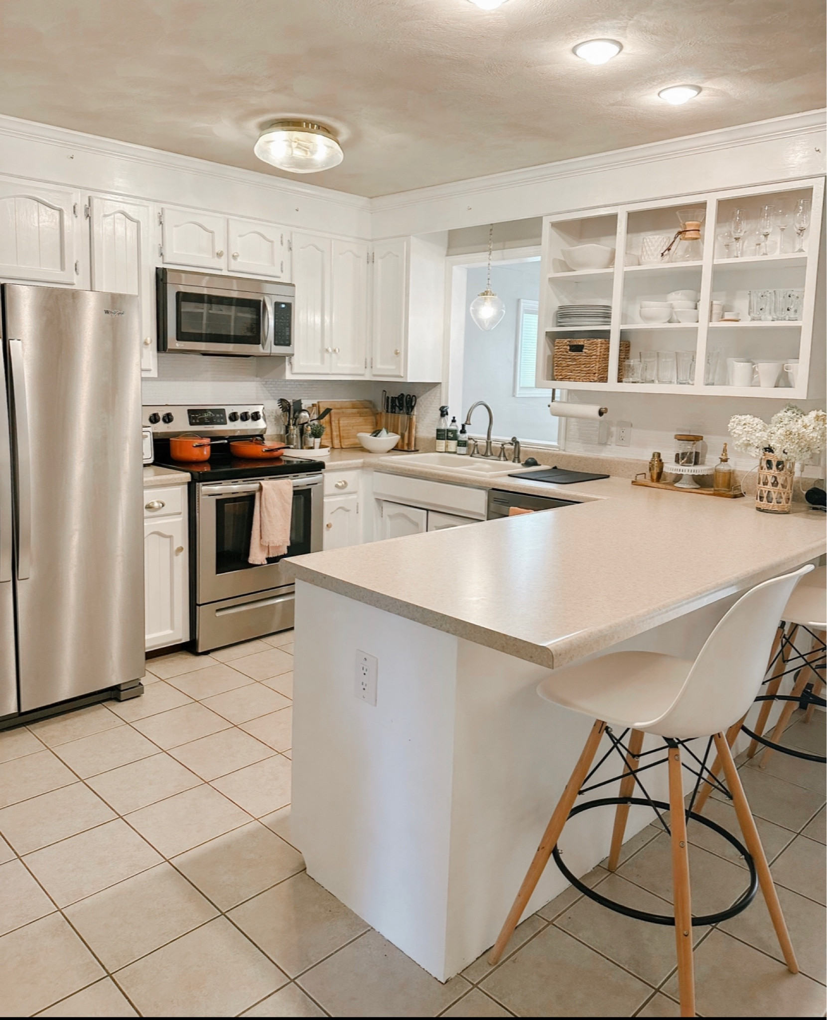 Interior design ideas for small homes
White kitchen with stainless steel appliances - beautiful by b drew Barrymore small appliances 

#LTKhome