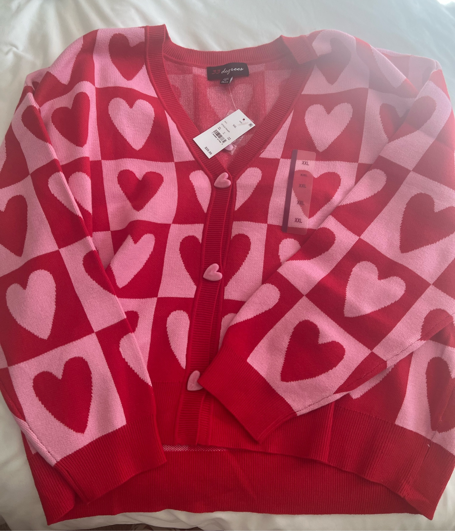 The CUTEST Valentines Day sweater/cardigan from Target!

💗🎀💌

#LTKfindsunder50 #LTKHoliday #LTKSeasonal