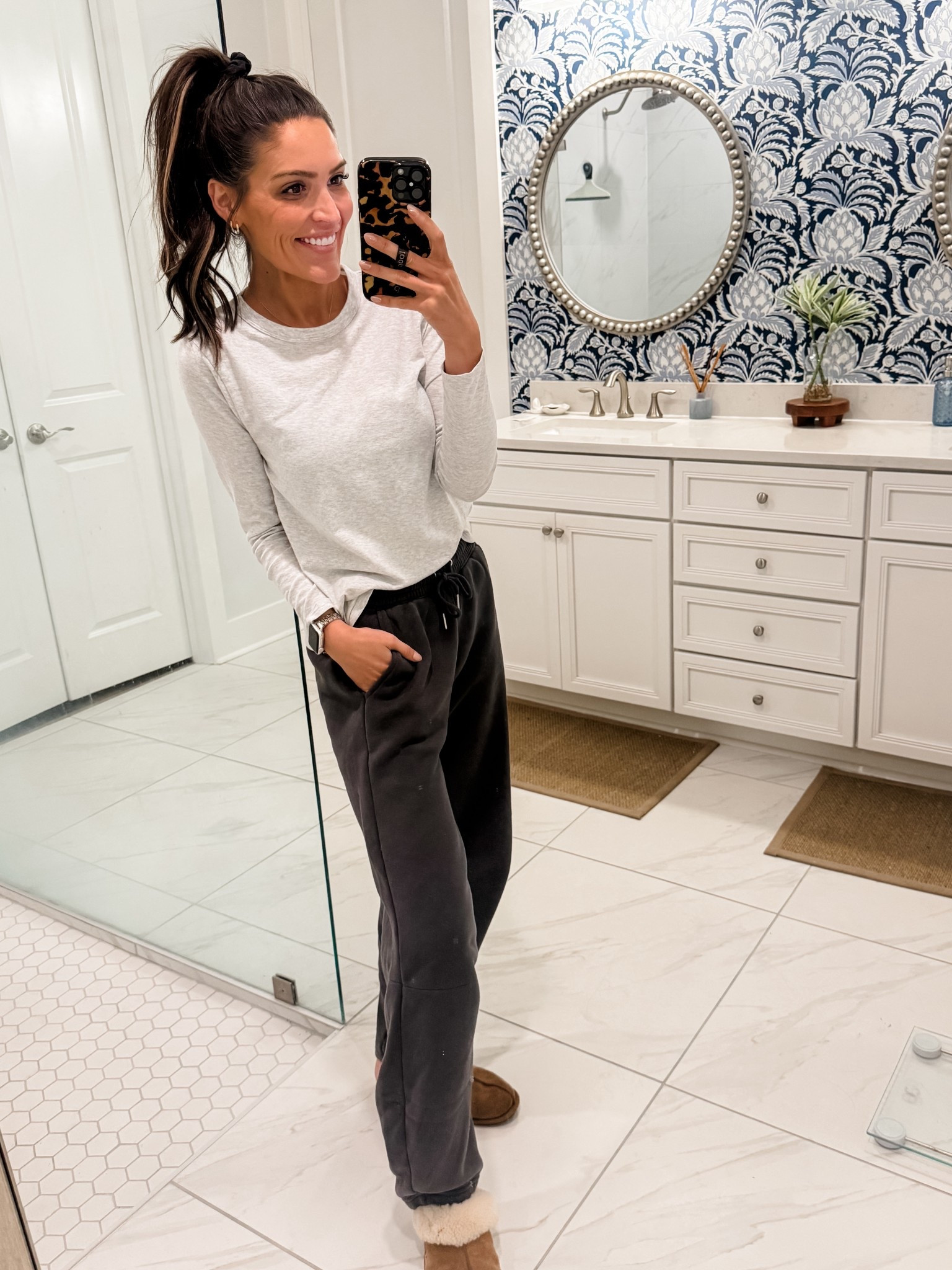 Top: Small
Bottom: X-Small (these are by FAR my favorite lounge pants! TTS)

#LTKFindsUnder100 #LTKStyleTip #LTKMidsize