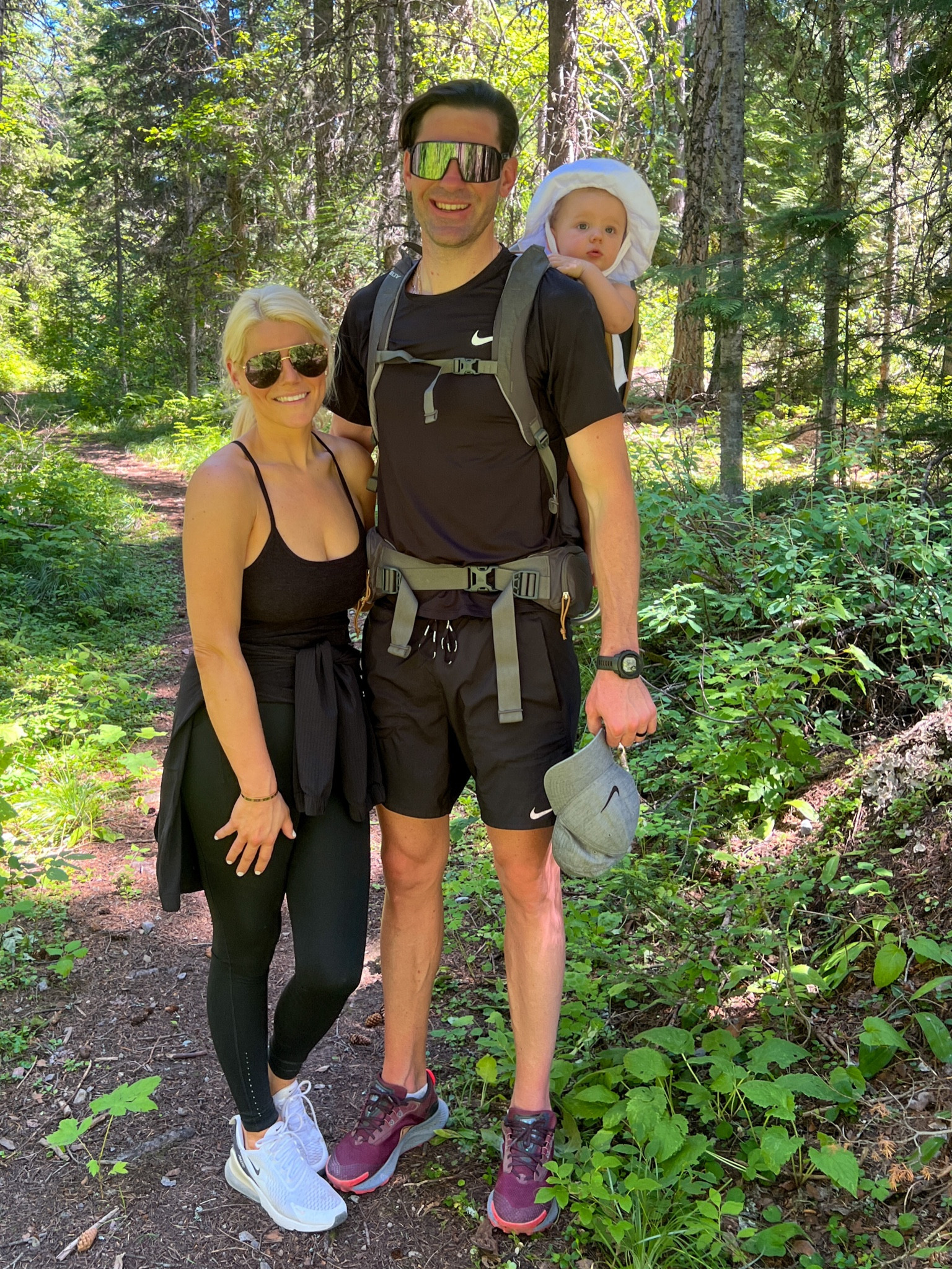 Because everyone needs a new pair of leggings they love and I LOVE THESE! The amount of stretch but yet they pull you in — it’s the perfect legging ladies! 

I’m in a size 4! 

#LTKFitness #LTKunder100 #LTKFind