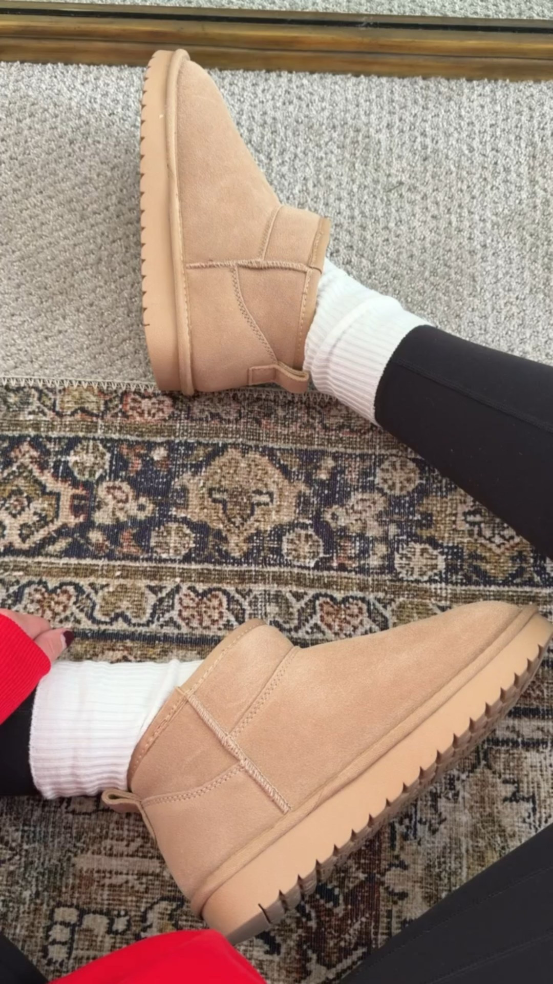 The best faux Uggs out there! 

#LTKFindsUnder50 #LTKootd #LTKmomlife